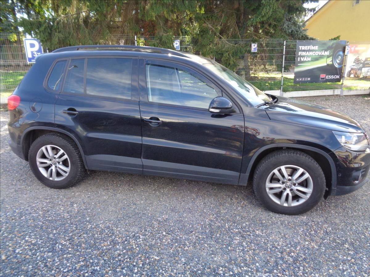 Volkswagen Tiguan, 2,0 - fotka 4