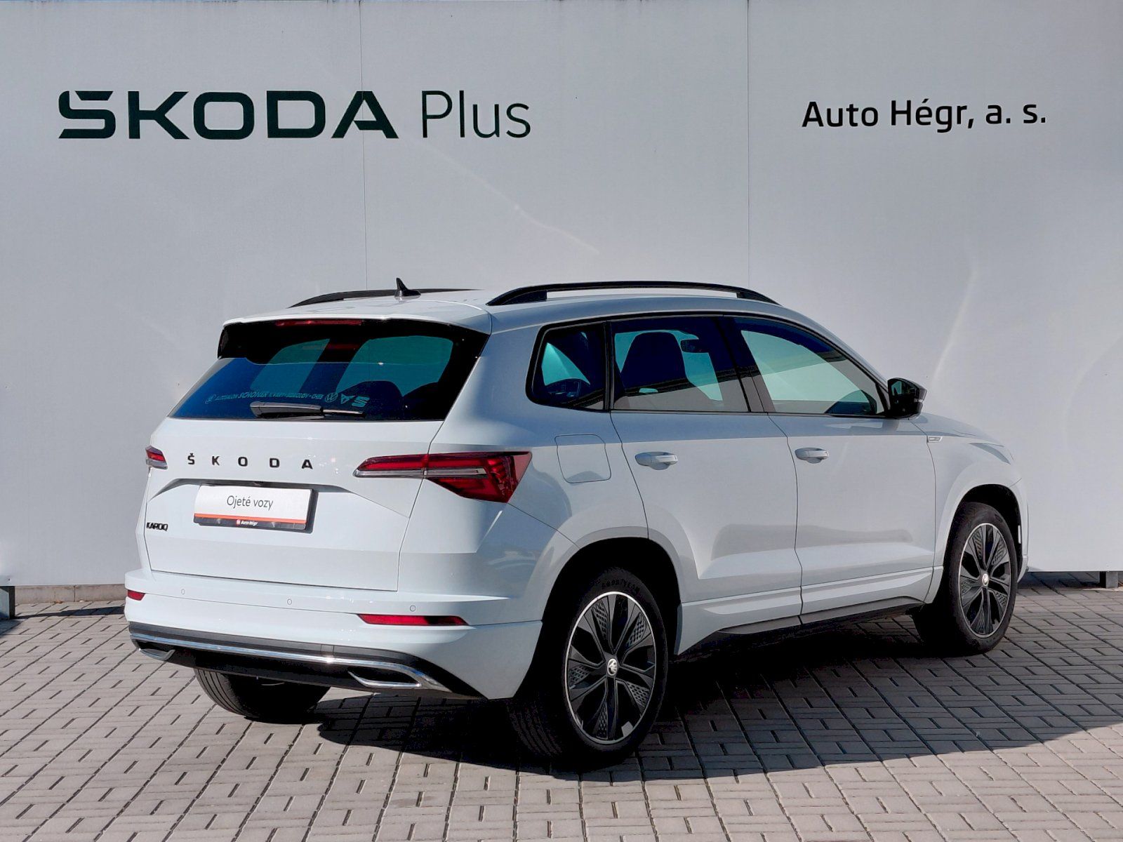 Škoda Karoq, 1.5 TSI 110kW Sportline DSG - fotka 2
