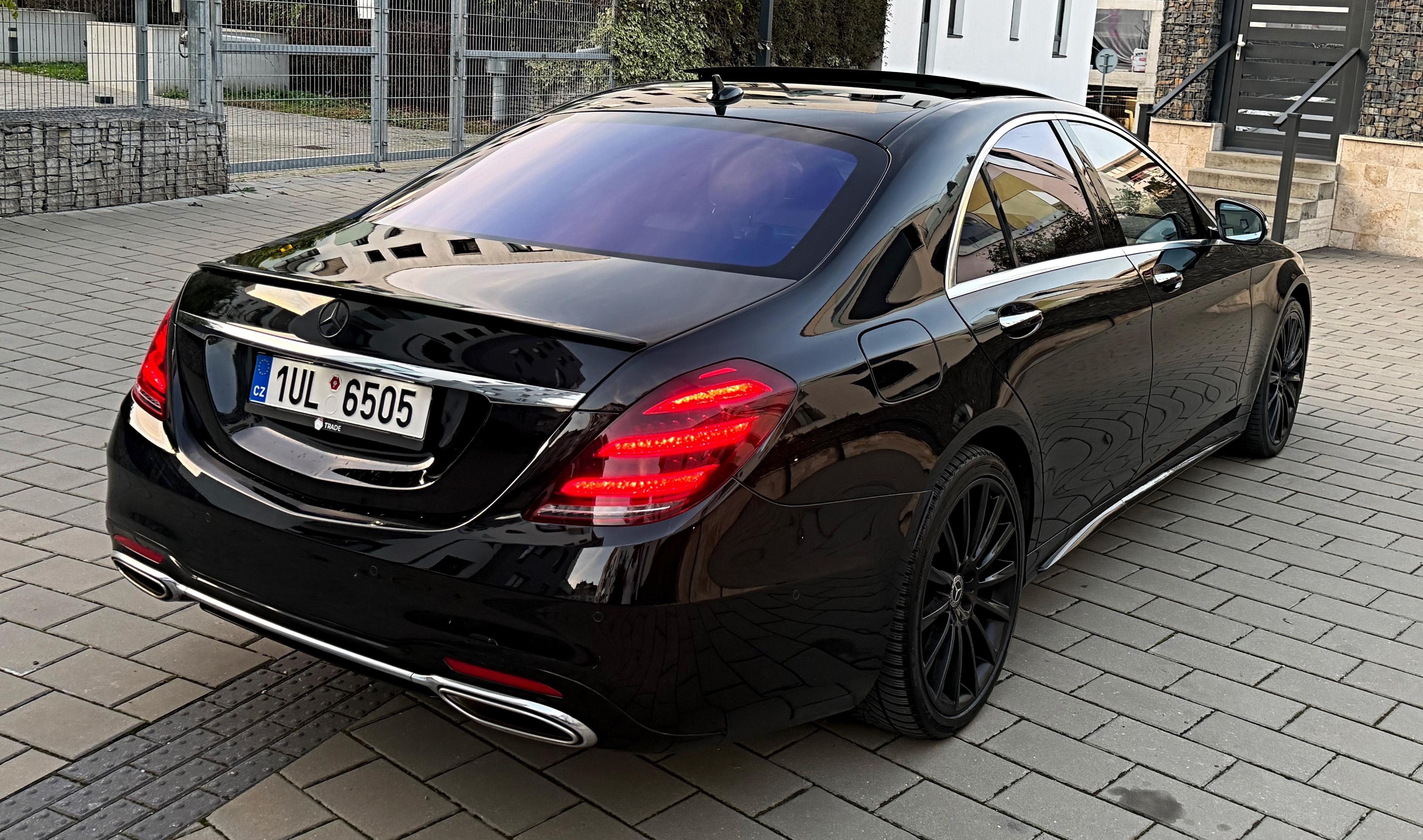 Mercedes-Benz Třídy S, Mercedes S560 4Matic AMG - fotka 6