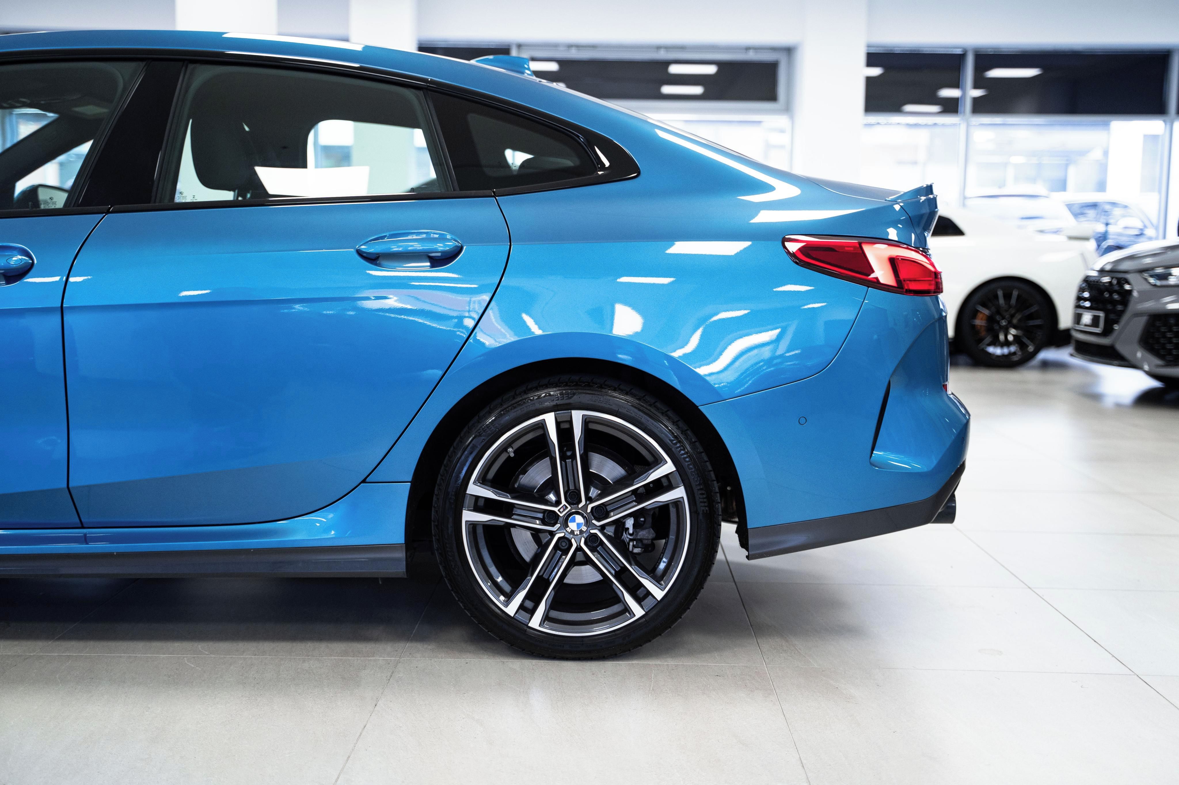 BMW Řada 2, 220d Gran Coupé M Sport - fotka 5