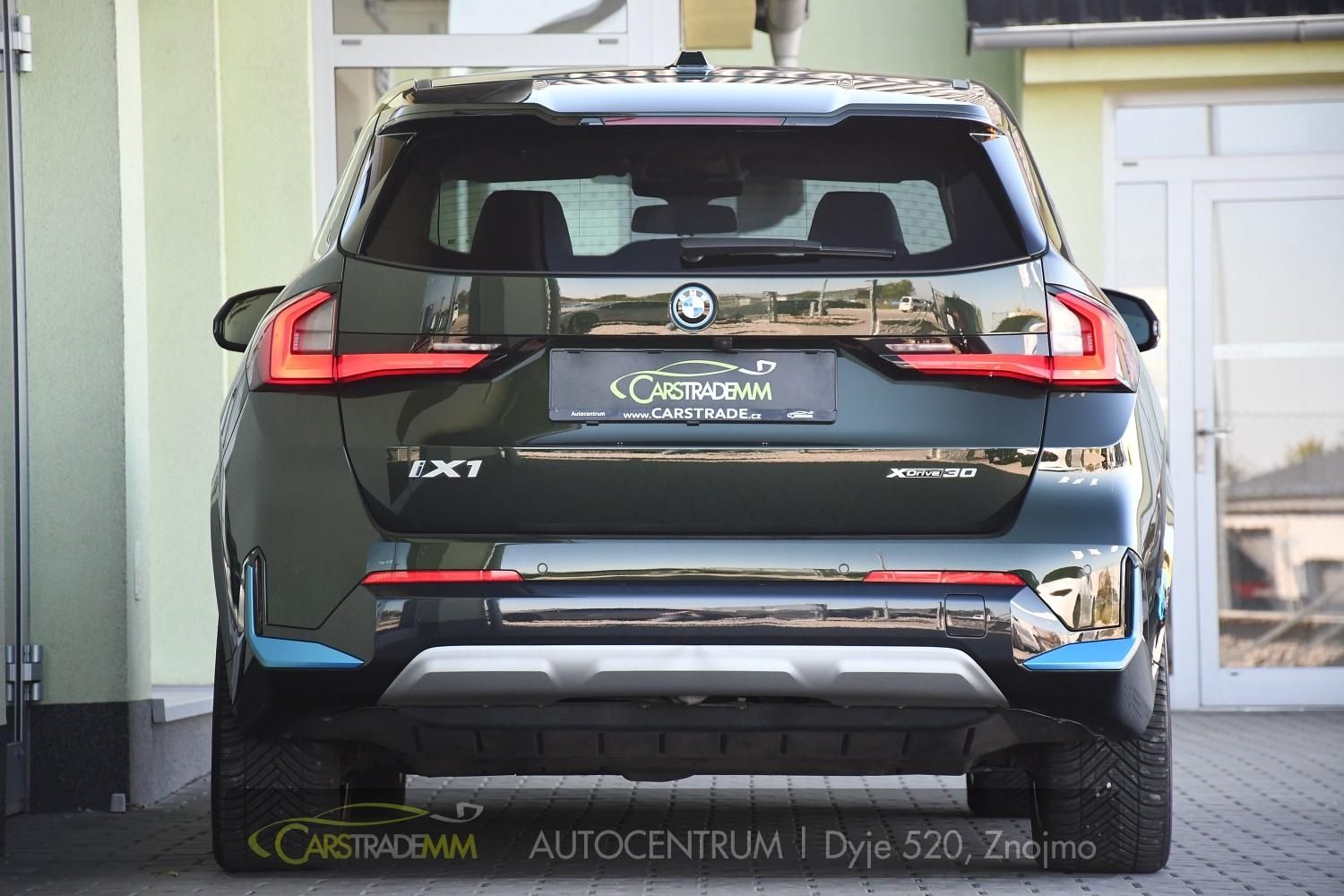 BMW iX1, xDrive30 X-LINE H/K HUD TAŽNÉ - fotka 5