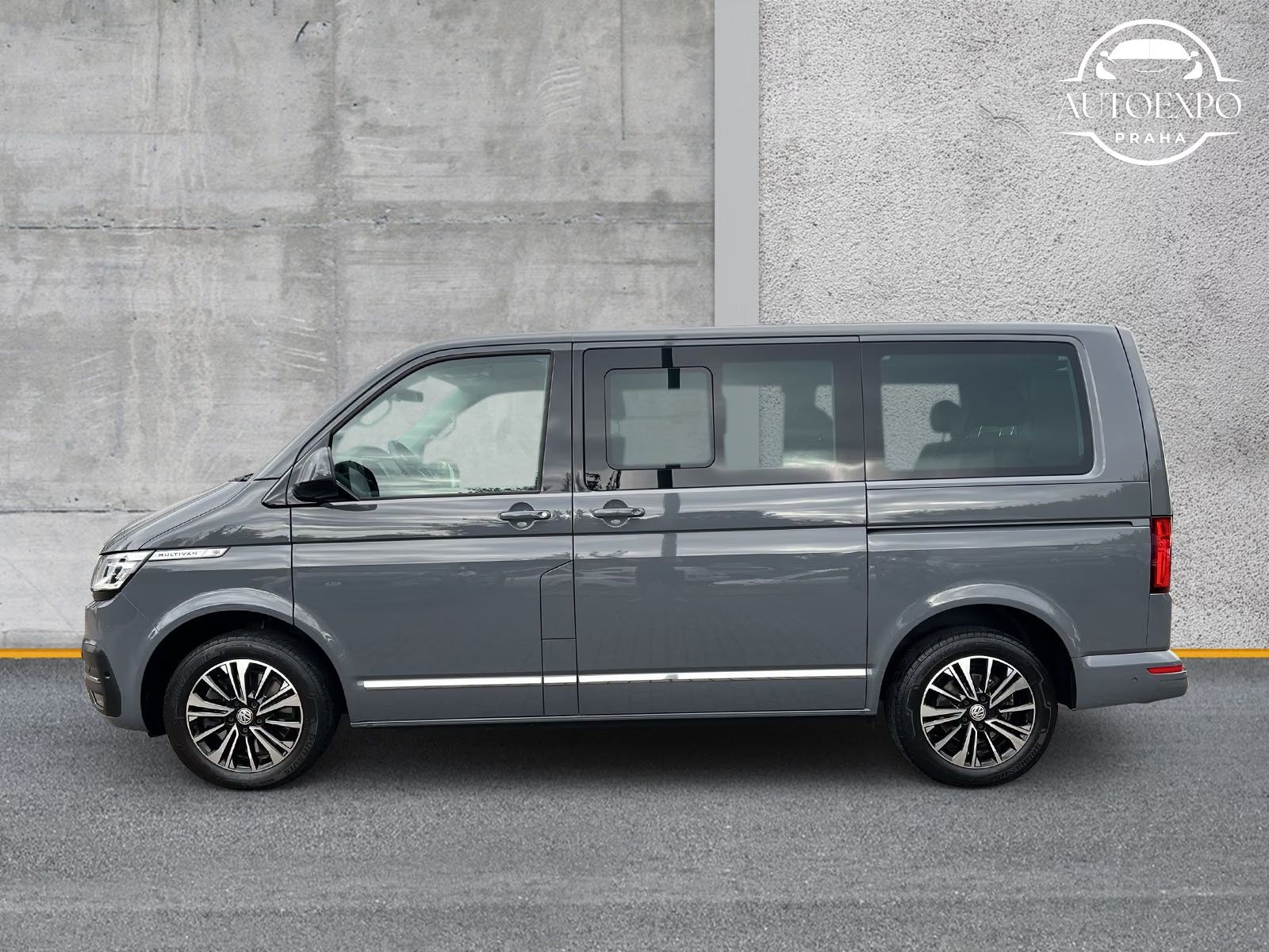 Volkswagen Multivan, 2.0 TDI DSG 4x4* Highline LED* - fotka 4