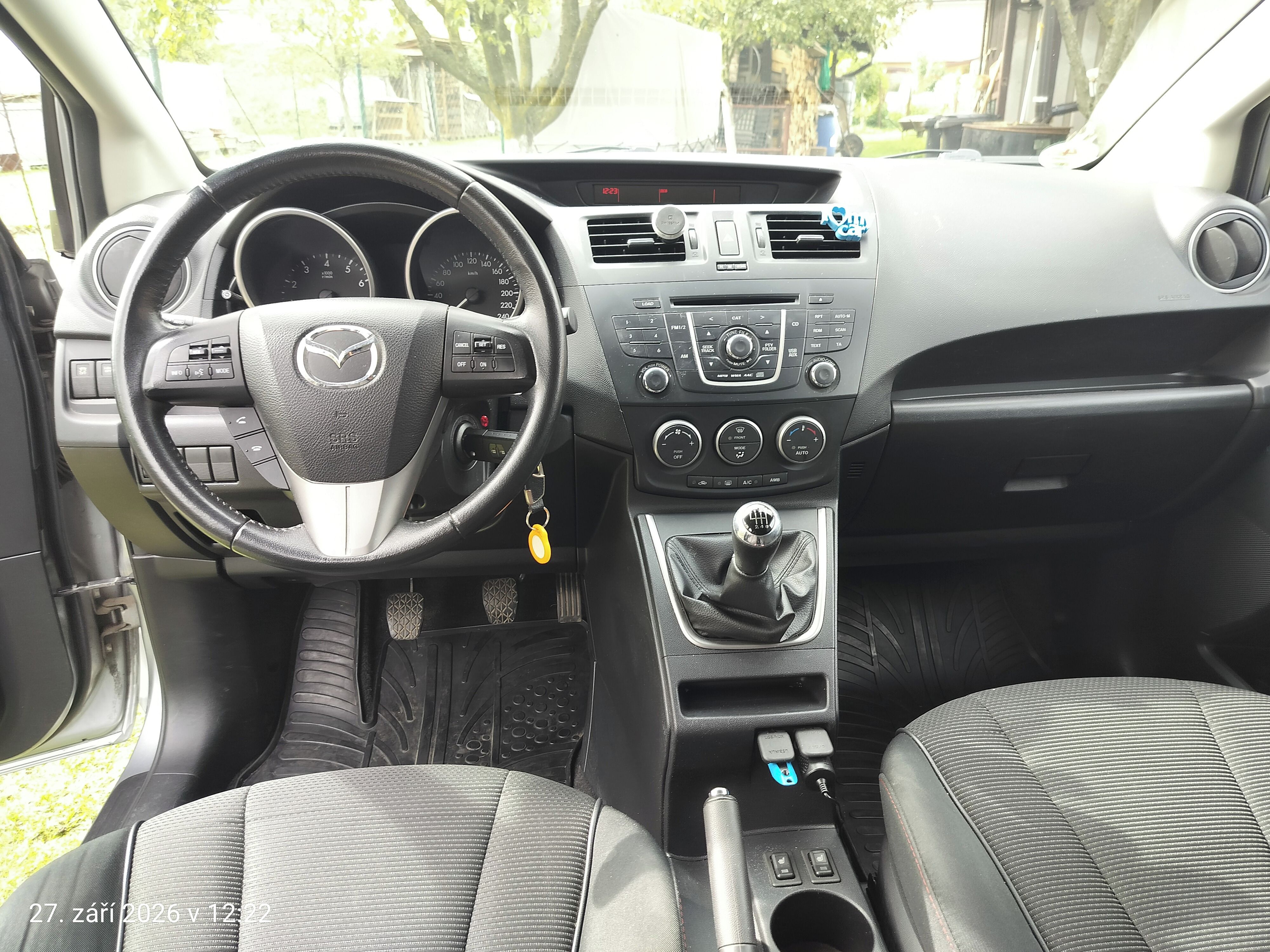 Mazda 5 - fotka 6