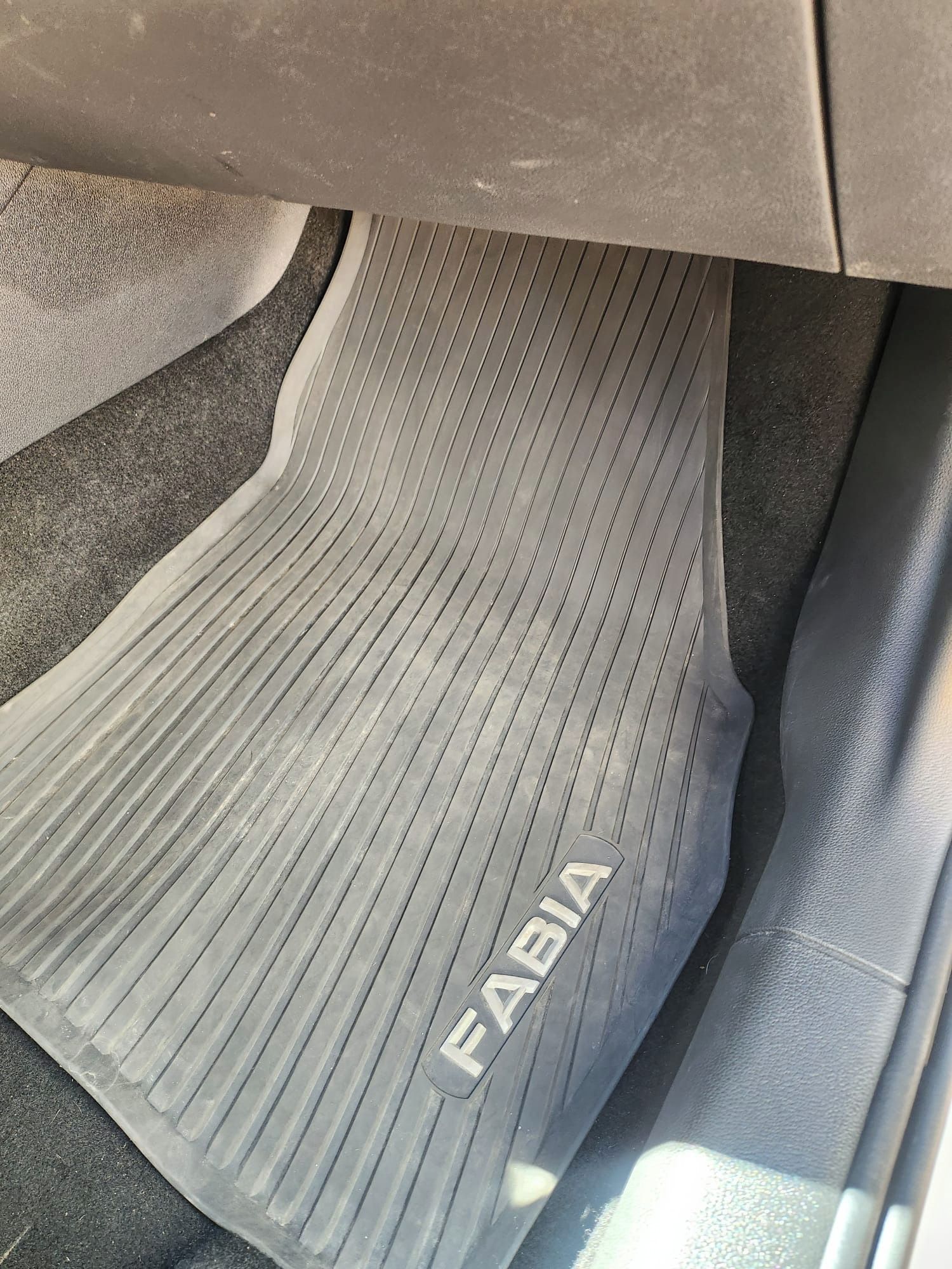 Škoda Fabia - fotka 6