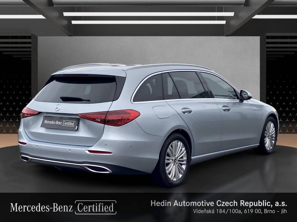 Mercedes-Benz Třídy C, 220 d 4MATIC kombi - fotka 5