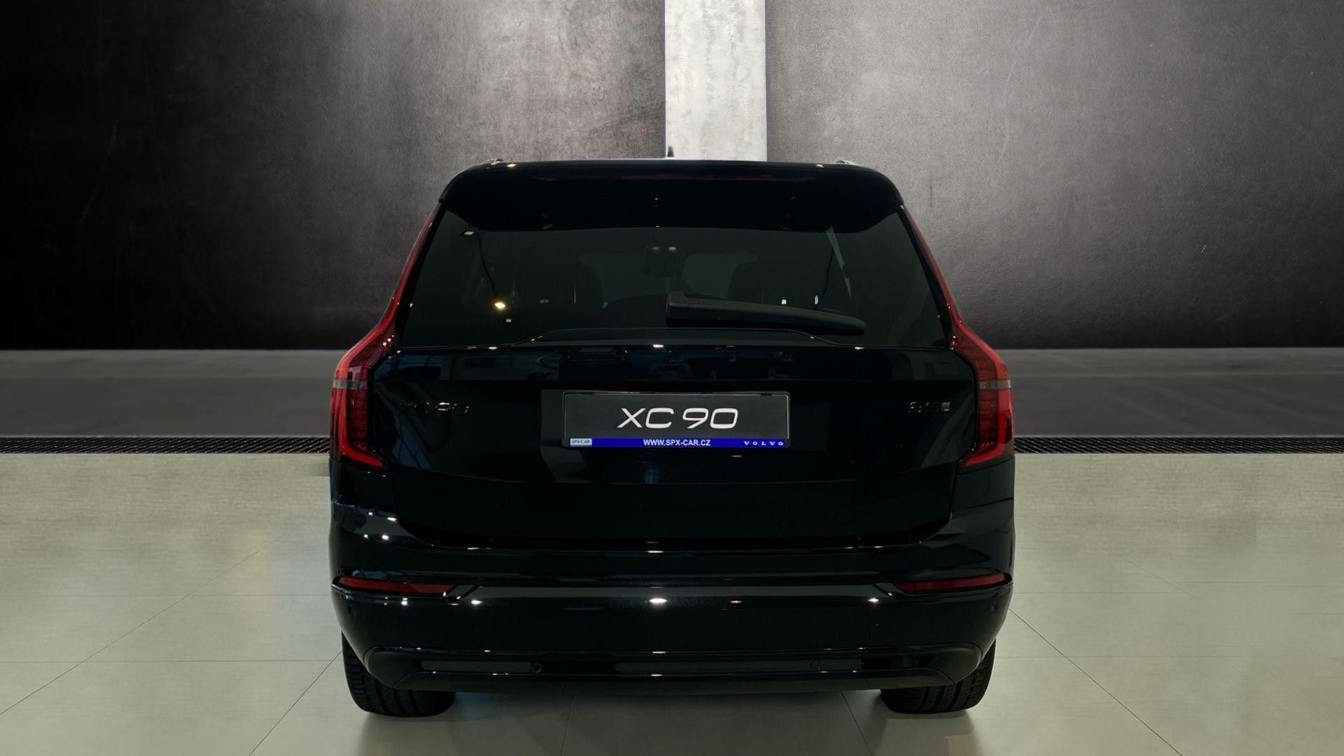 Volvo XC90, PLUS BLACK EDITION, B5 AWD, 18 - fotka 6