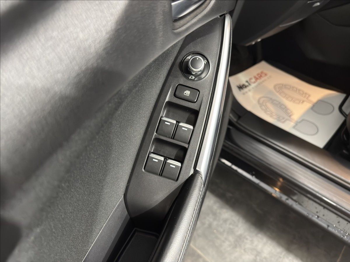Mazda 6, 2,2   D 1.MAJITEL 1.ROK ZÁRUKA - fotka 6
