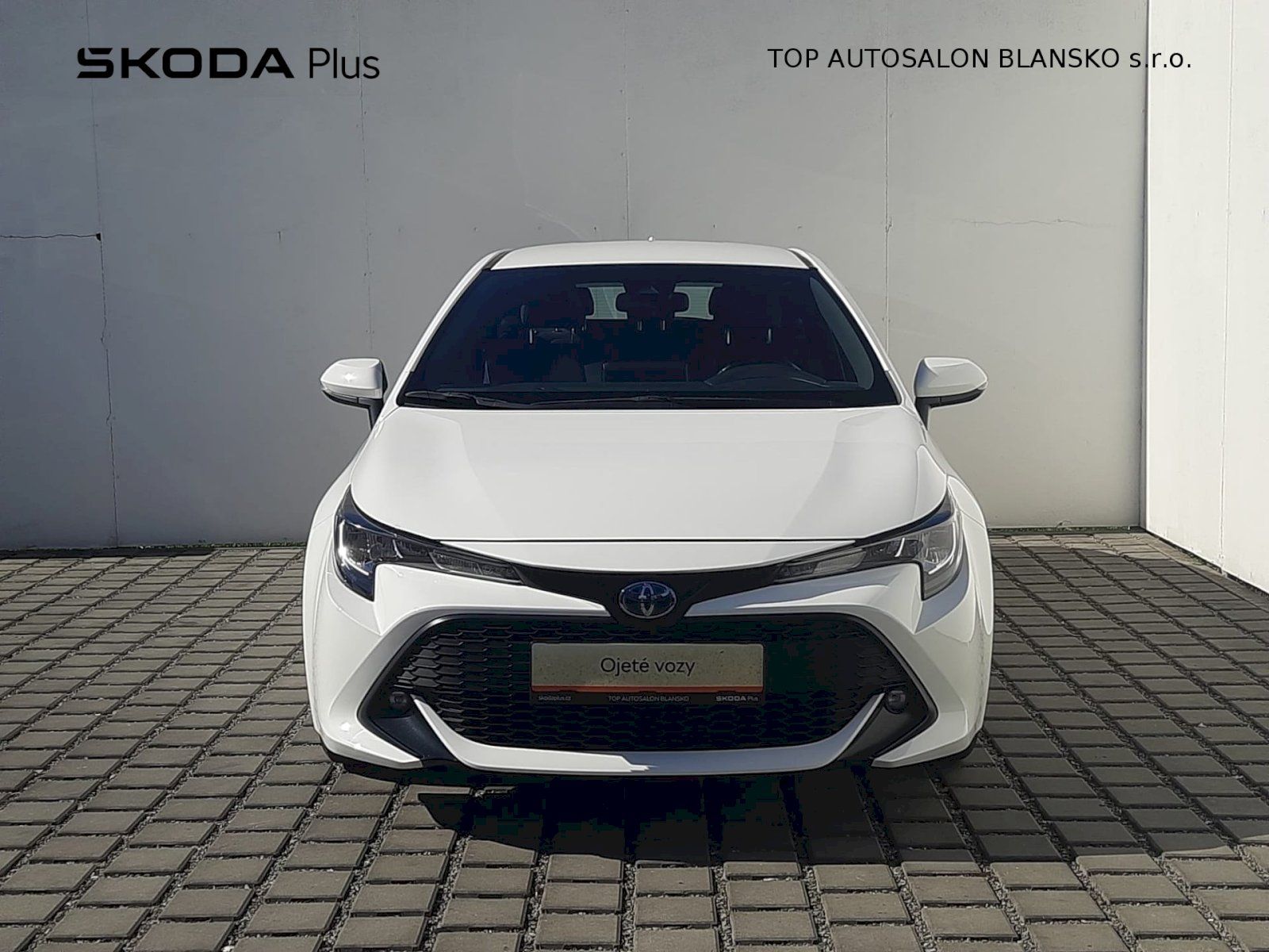 Toyota Corolla, 1,8 Hybrid 72kW e-CVT Active T - fotka 4