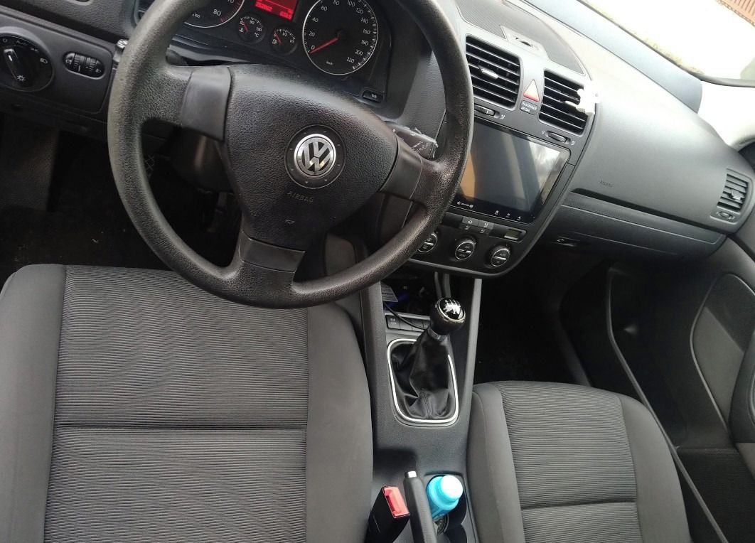 Volkswagen Golf, VW Golf V, r.2008 - fotka 4