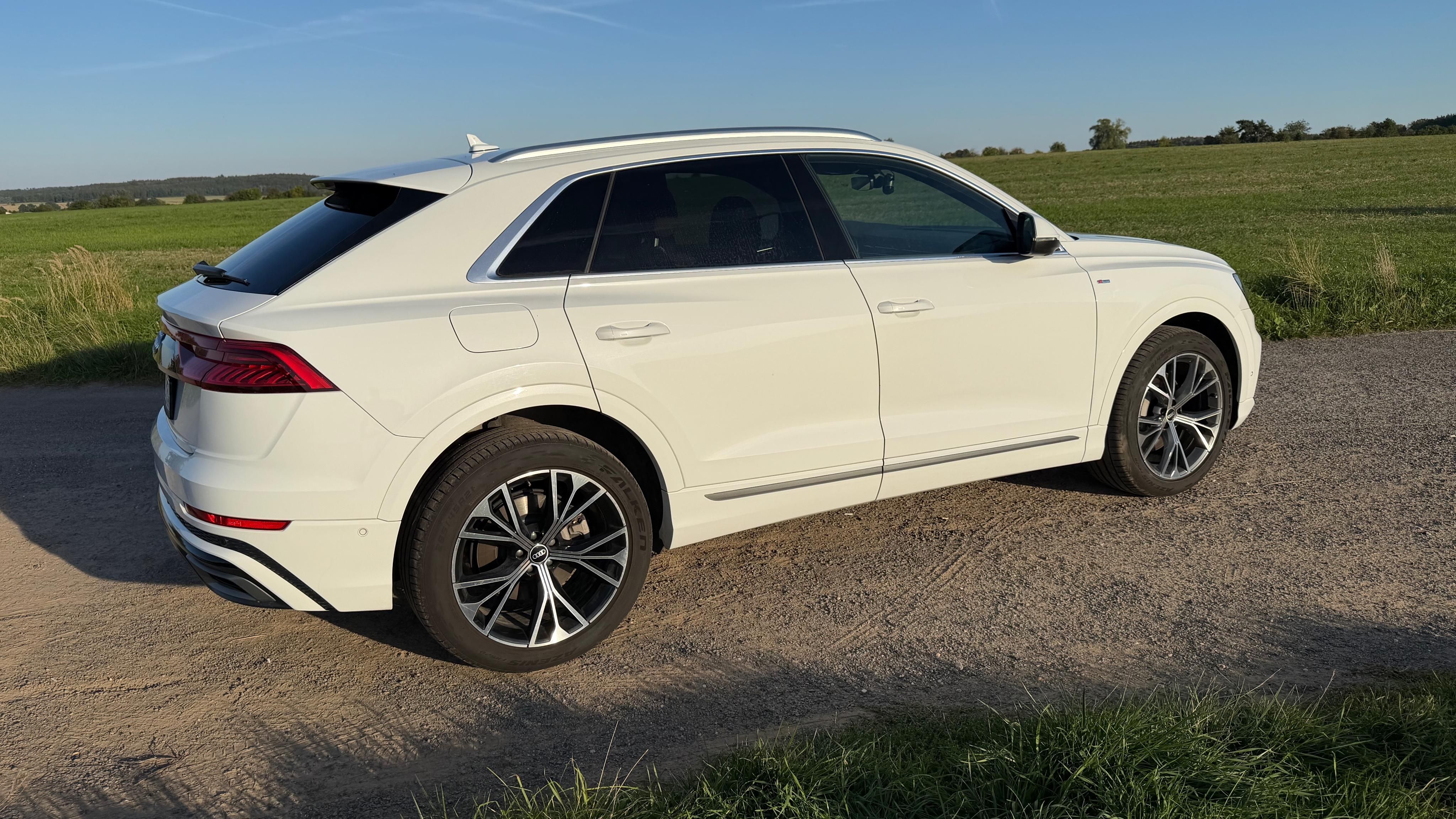 Audi Q8, 55 TFSI quattro • RSQ8 look - fotka 4