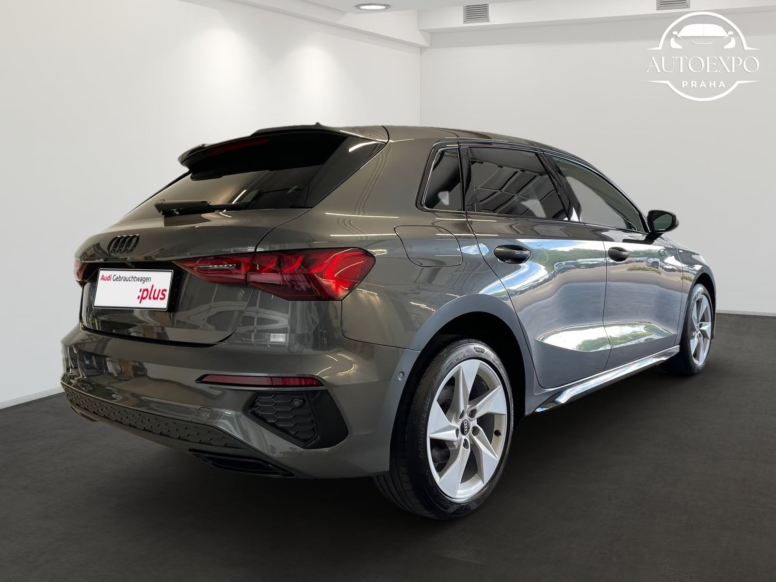 Audi A3, Sportback 40 TFSI e S line * - fotka 4