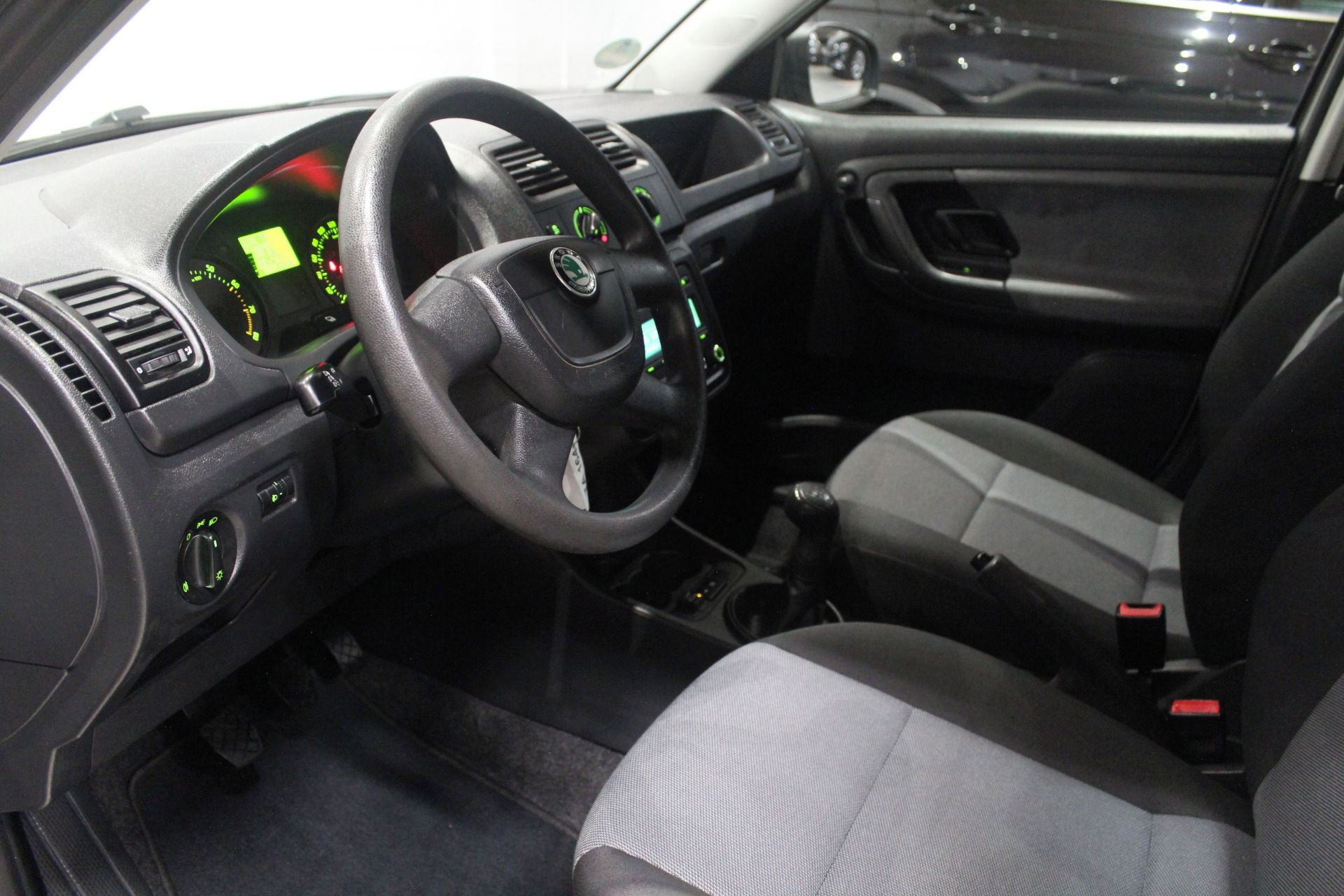 Škoda Fabia, 1.2 HTP + lpg . klima - fotka 6
