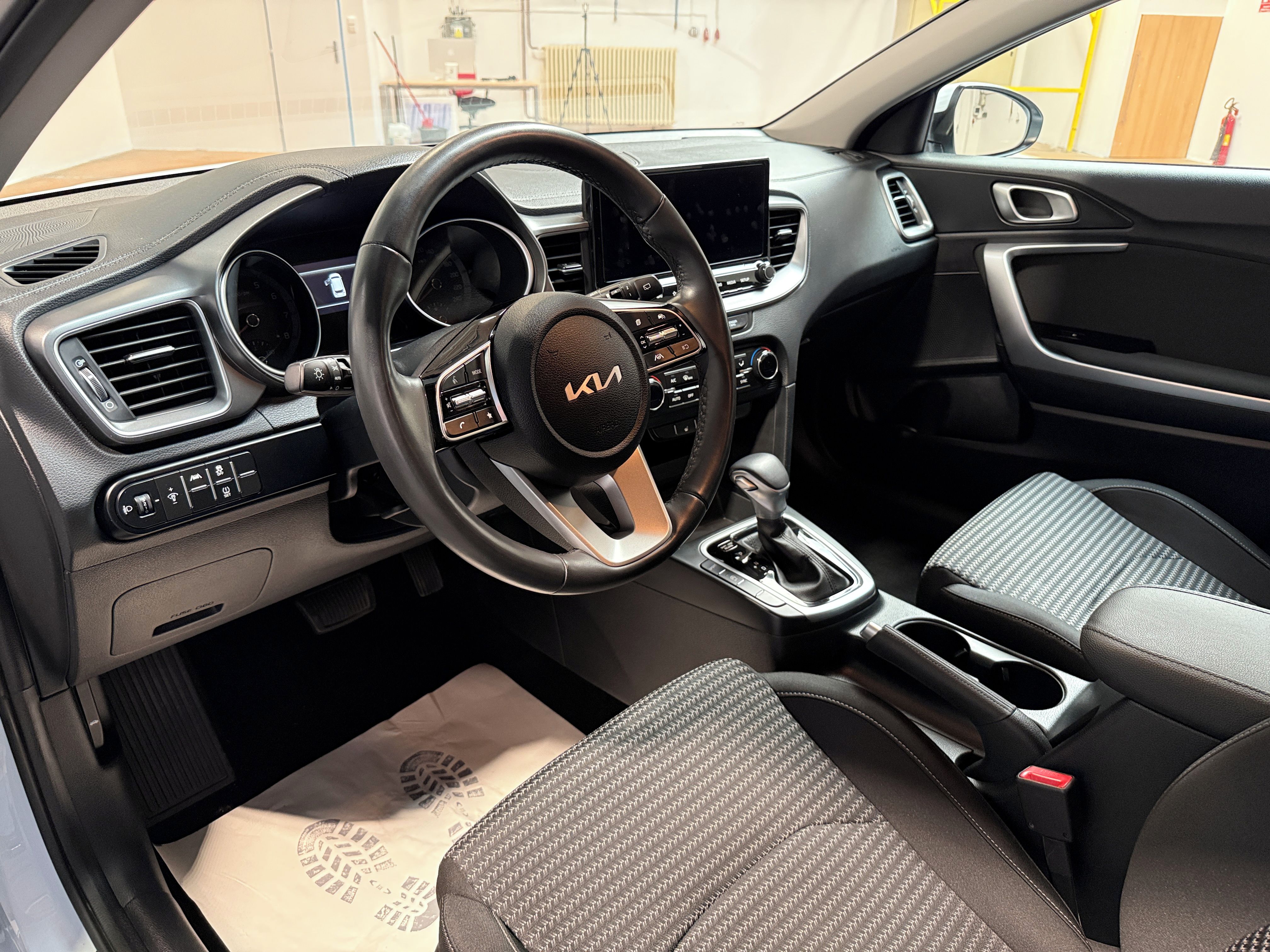 Kia Cee´d, 1.5 T-GDI 103kW Top SW DCT - fotka 5