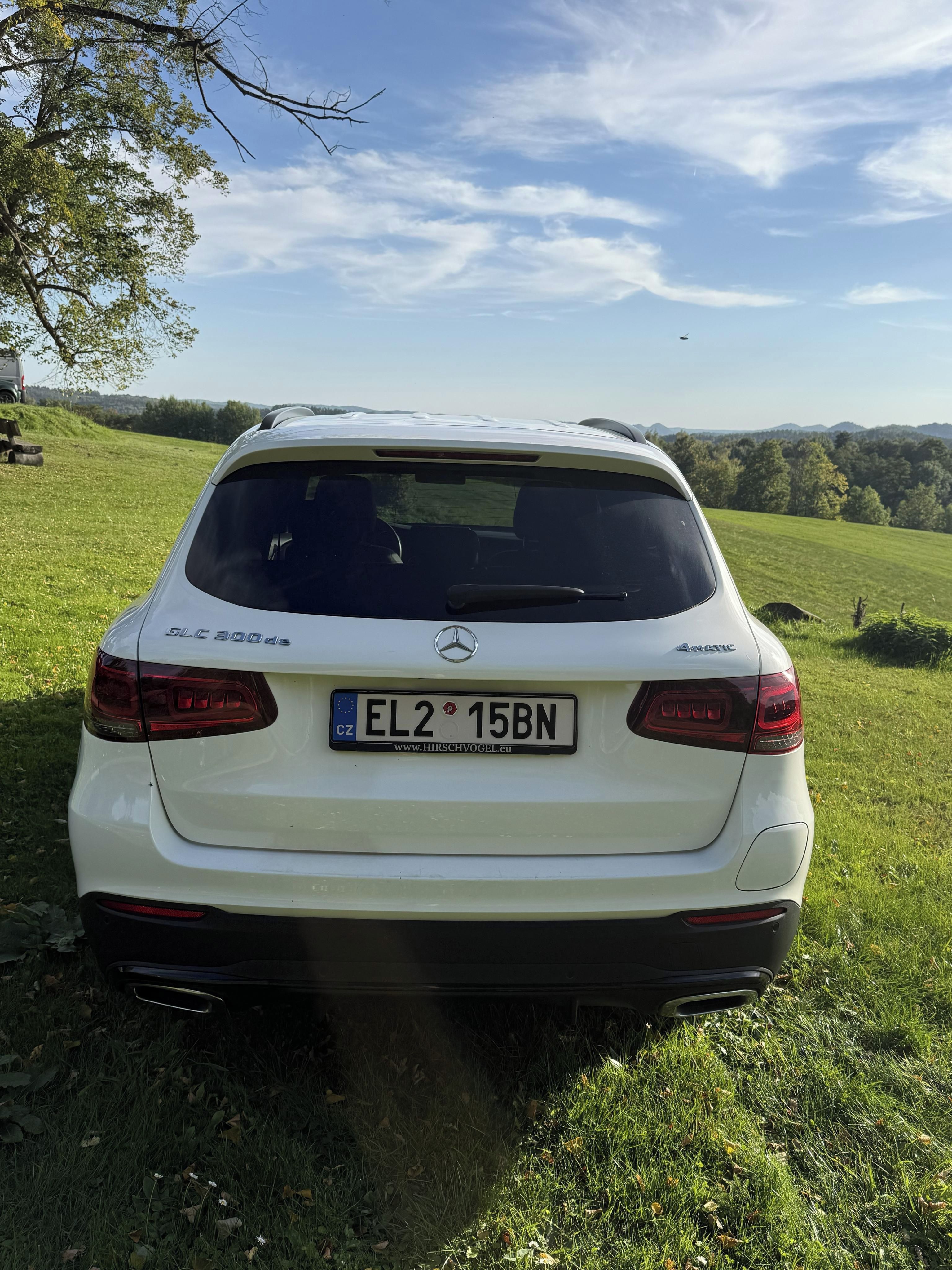 Mercedes-Benz GLC, GLC 300de AMG 4Matic Tažné - fotka 4
