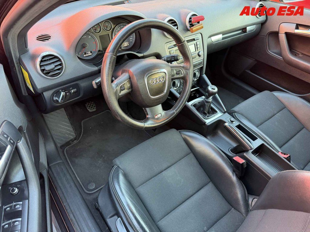 Audi A3, 2.0TDi Quattro - fotka 3