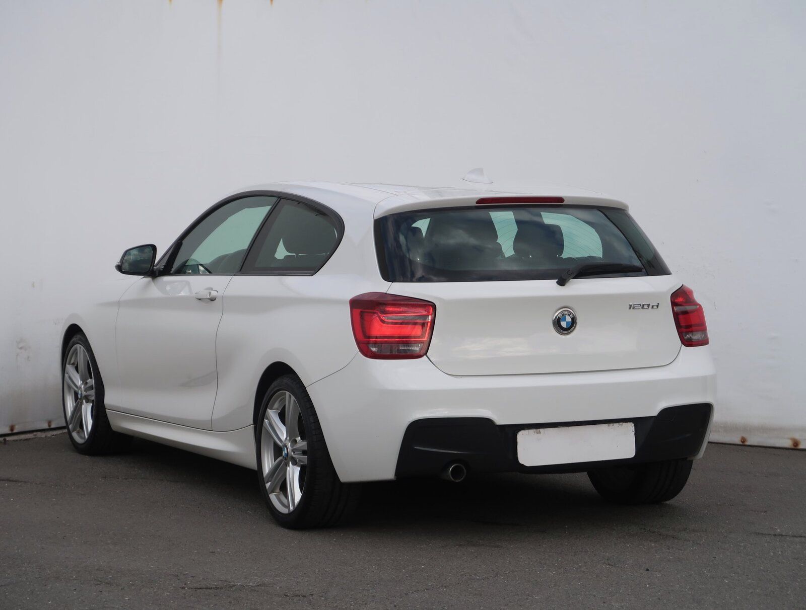 BMW Řada 1, 120d, M Paket, Serv.kniha - fotka 4