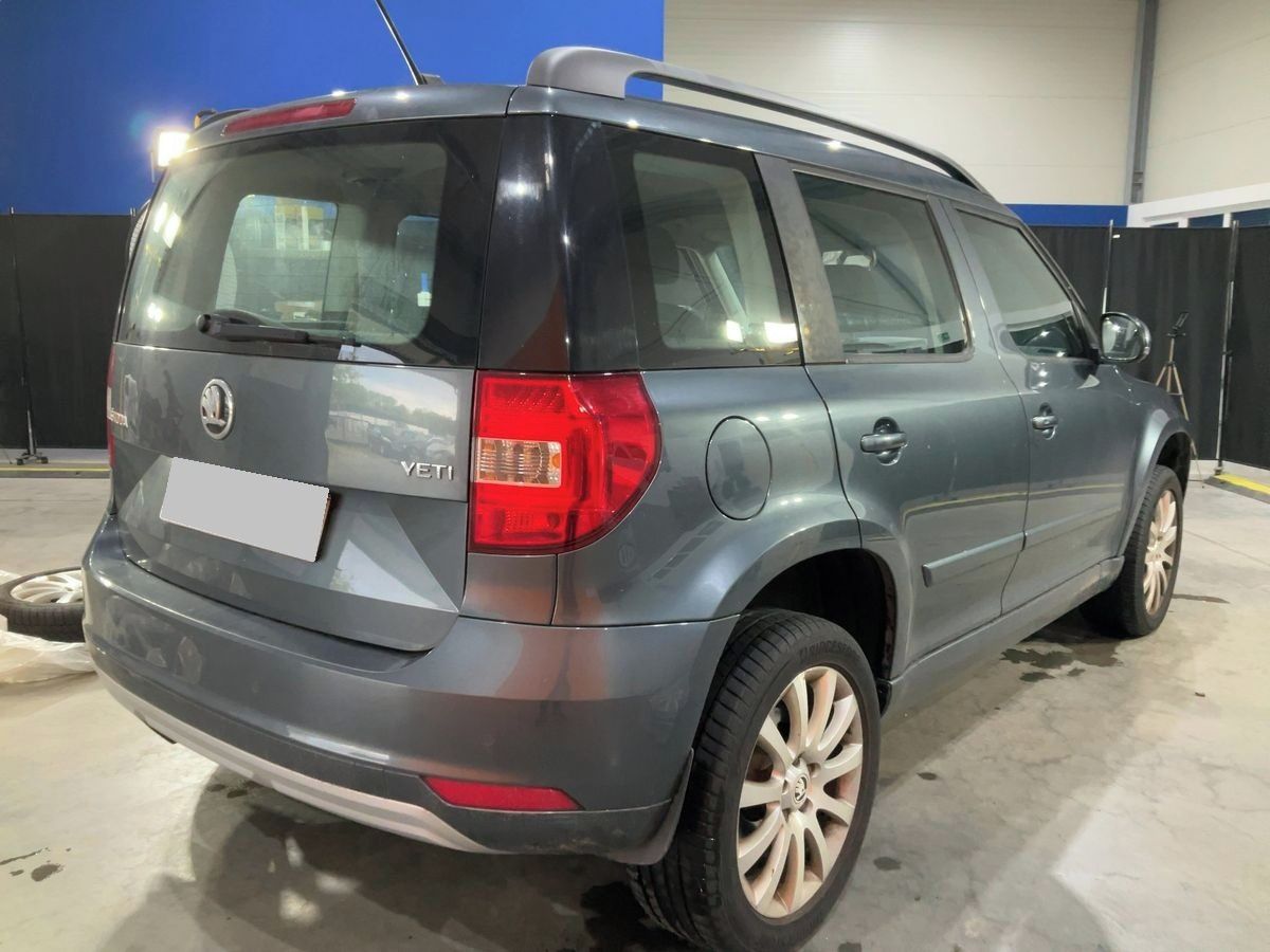 Škoda Yeti, 1.4Tsi 92KW STYLE PLNÁ VÝBAVA - fotka 6