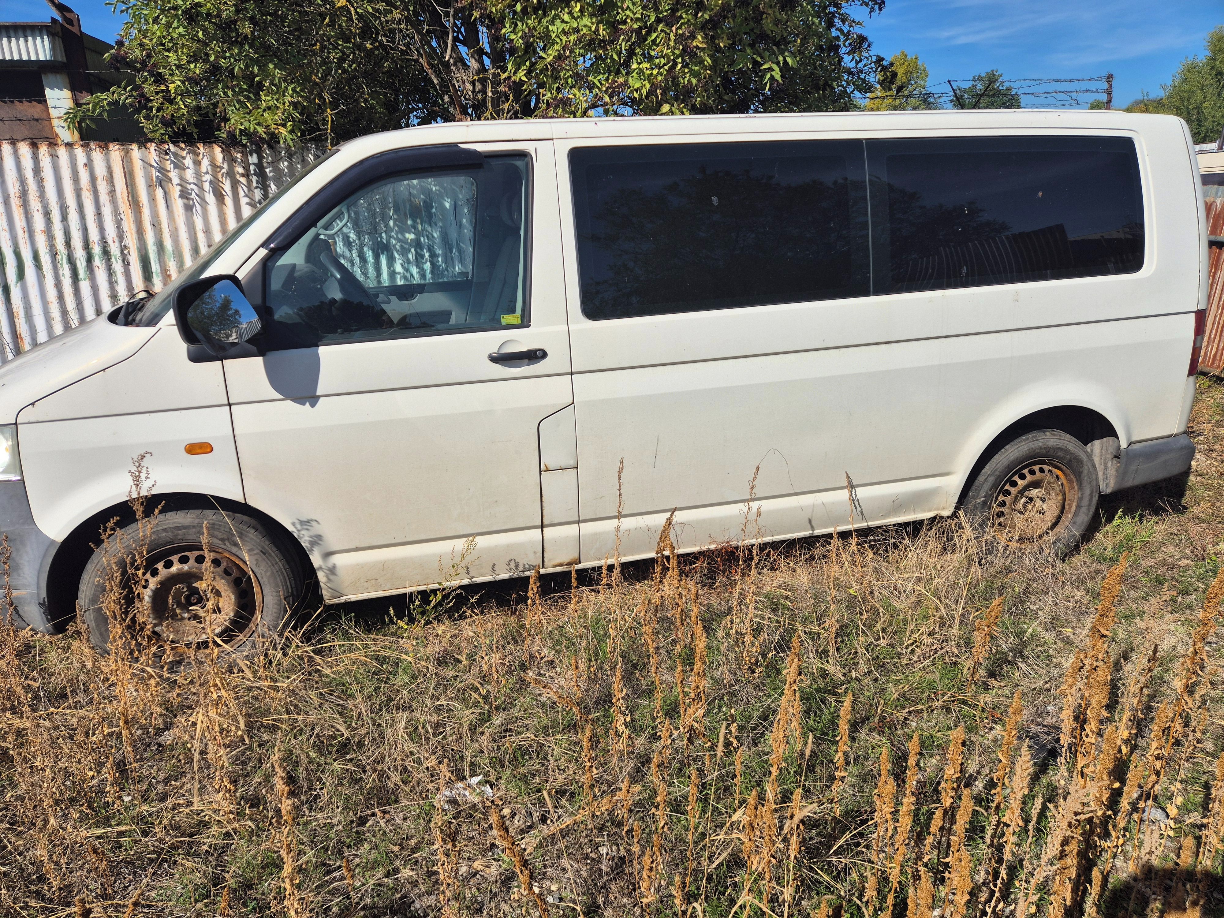 Volkswagen Transporter, 2,5 tdi 96 kw nepojízdné 12 - fotka 2