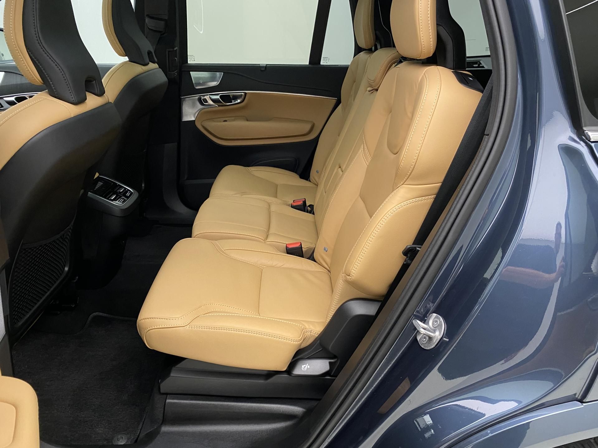 Volvo XC90, B5 AWD BRIGHT ULTRA AUT CZ 7m - fotka 5