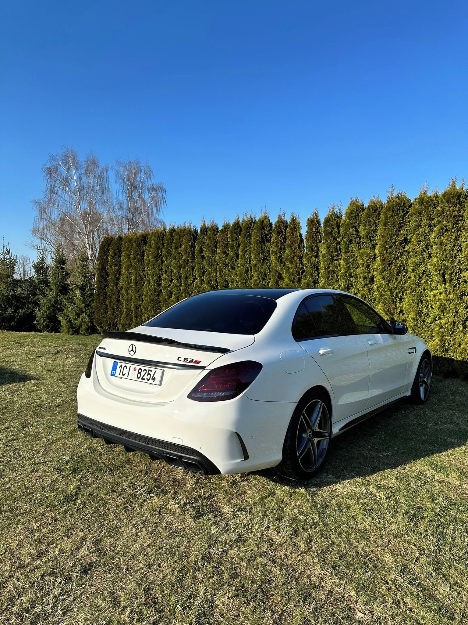 Mercedes-Benz Třídy C, Mercedes-Benz C 63 AMG 4.0 V8 - fotka 6