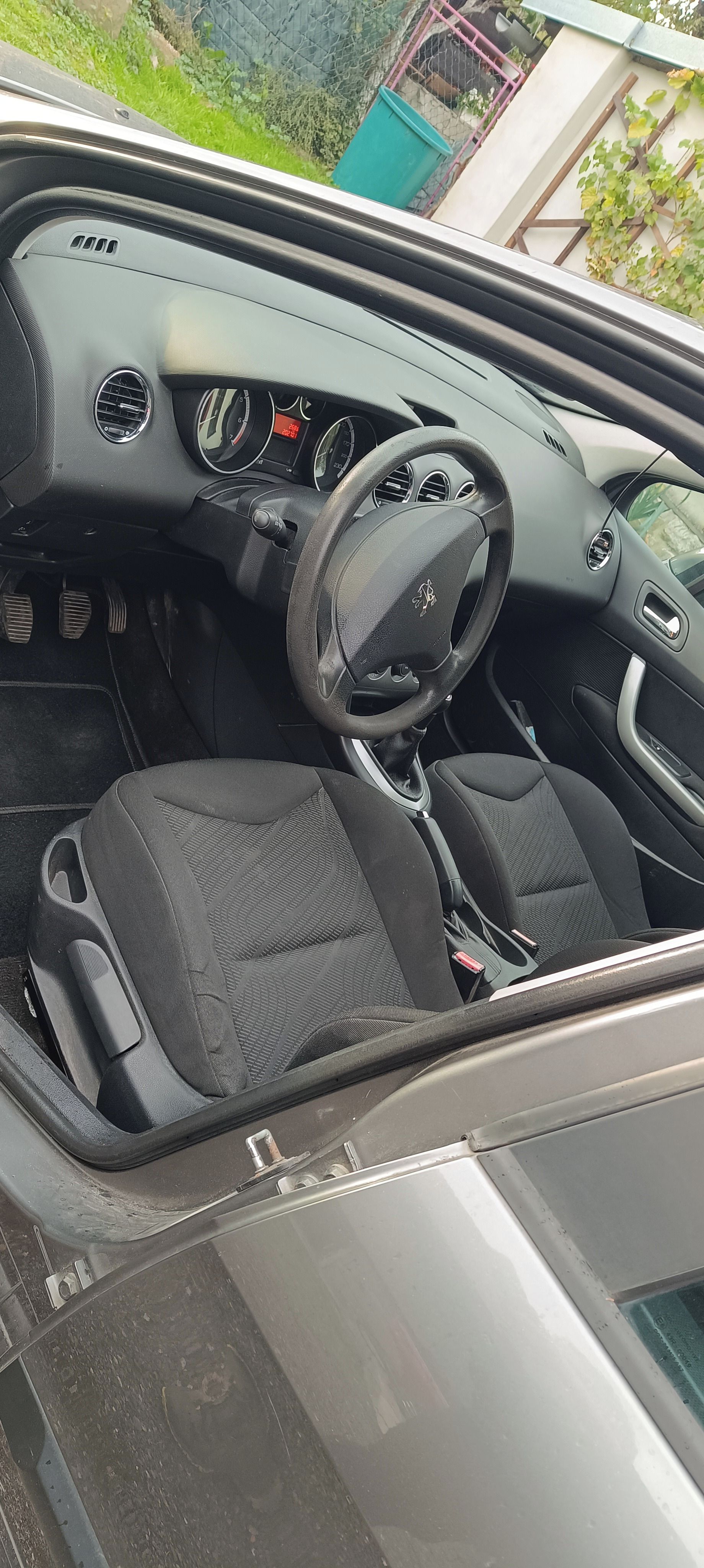 Peugeot 308, Pegueot 308 SW, nová STK, LPG - fotka 5