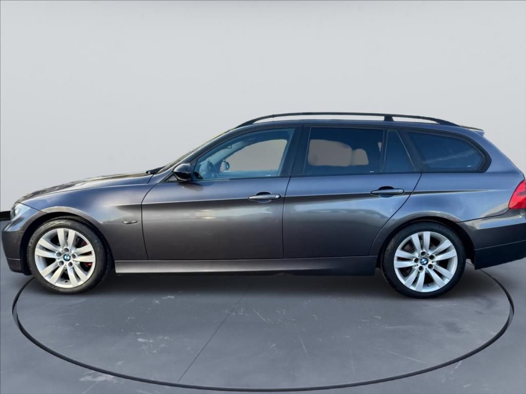 BMW Řada 3, 2,0 d 120kw - fotka 5