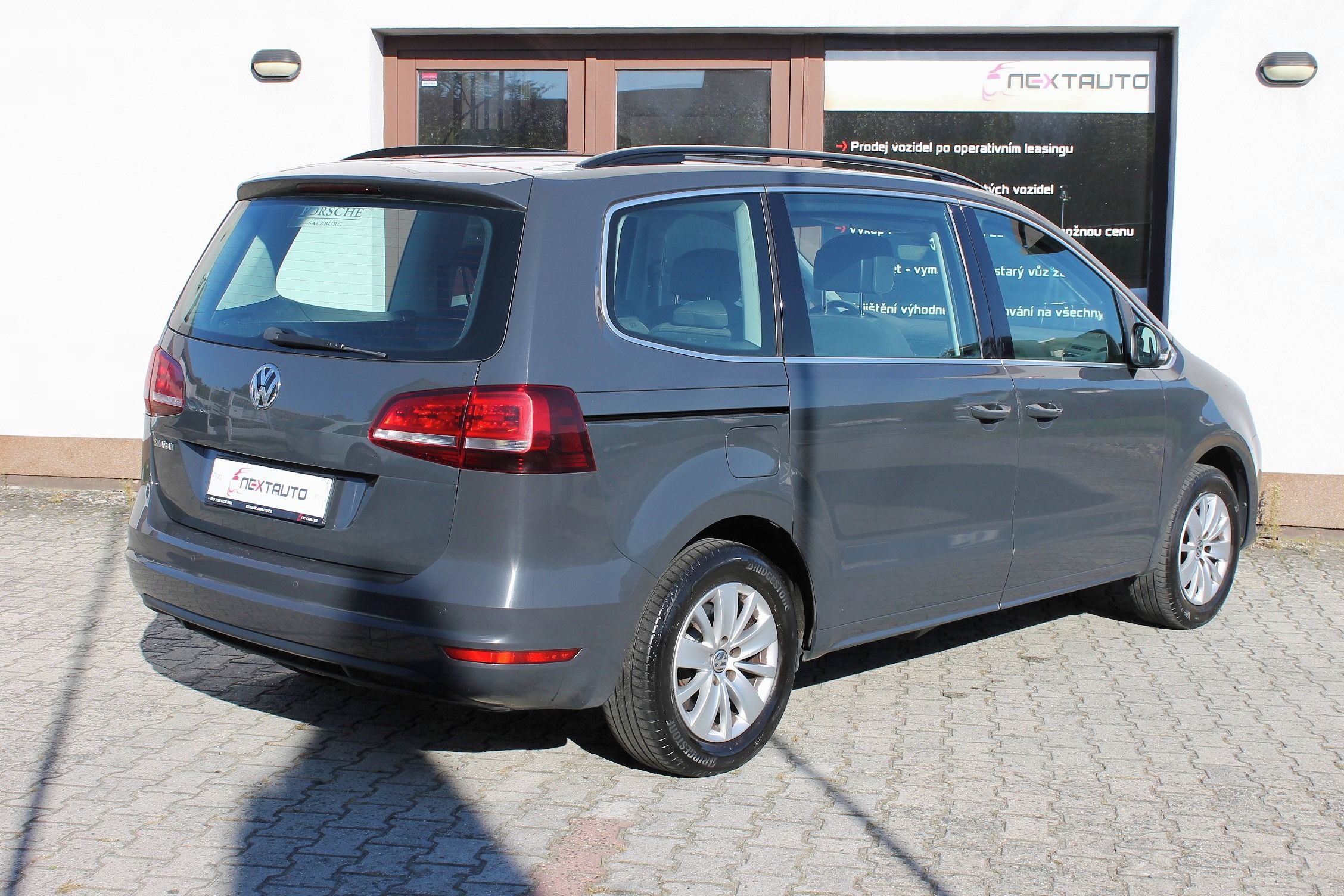 Volkswagen Sharan, 2.0 TDI COMFORTLINE - fotka 3