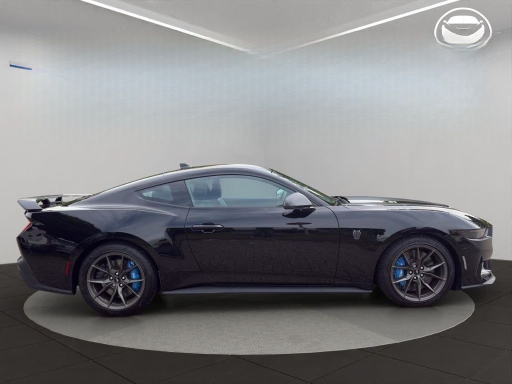 Ford Mustang, 5.0 Ti-VCT V8 Dark Horse - fotka 6