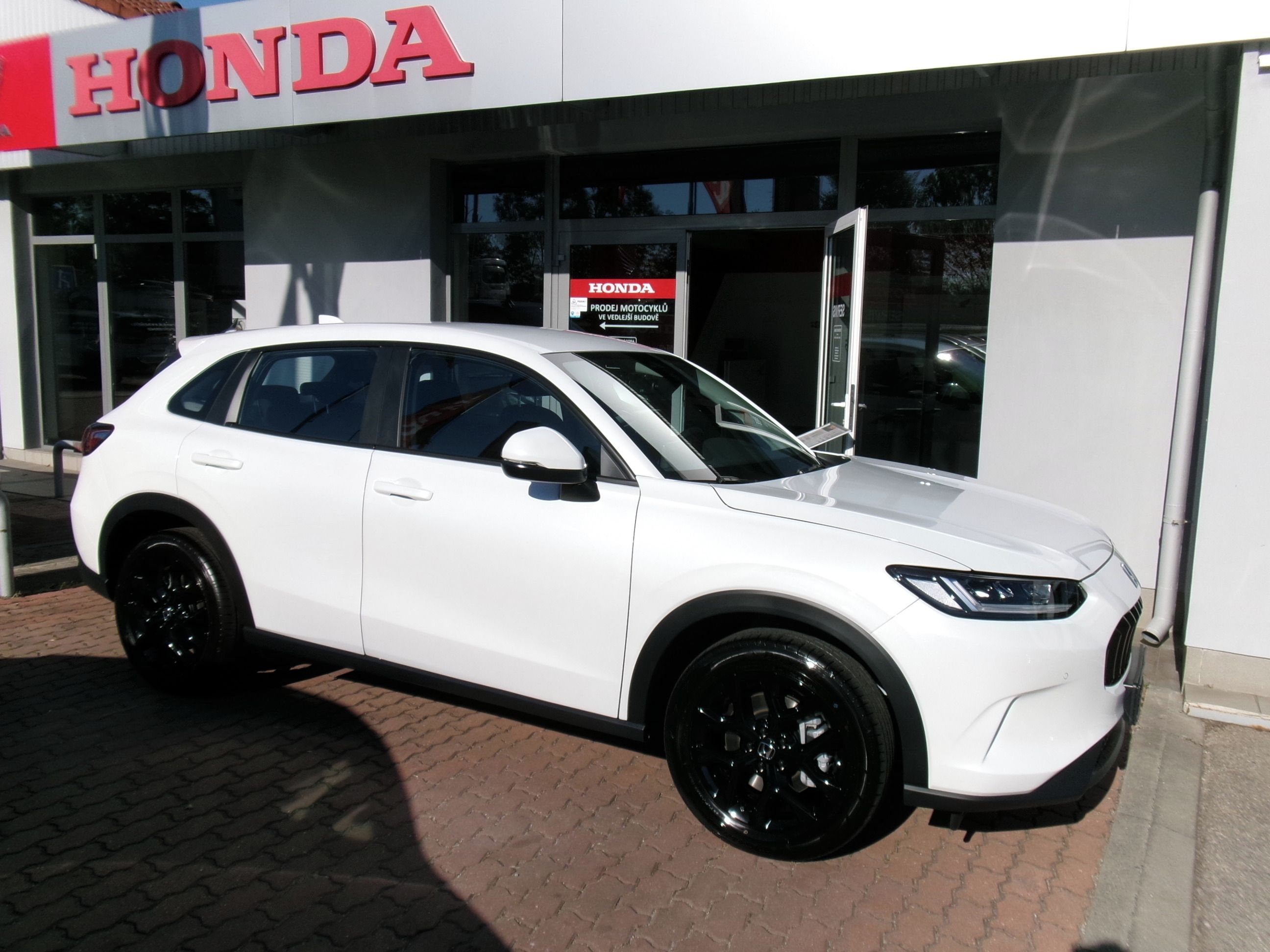 Honda ZR-V, 2.0e:HEV ELEGANCE PLUS 2027 - fotka 4