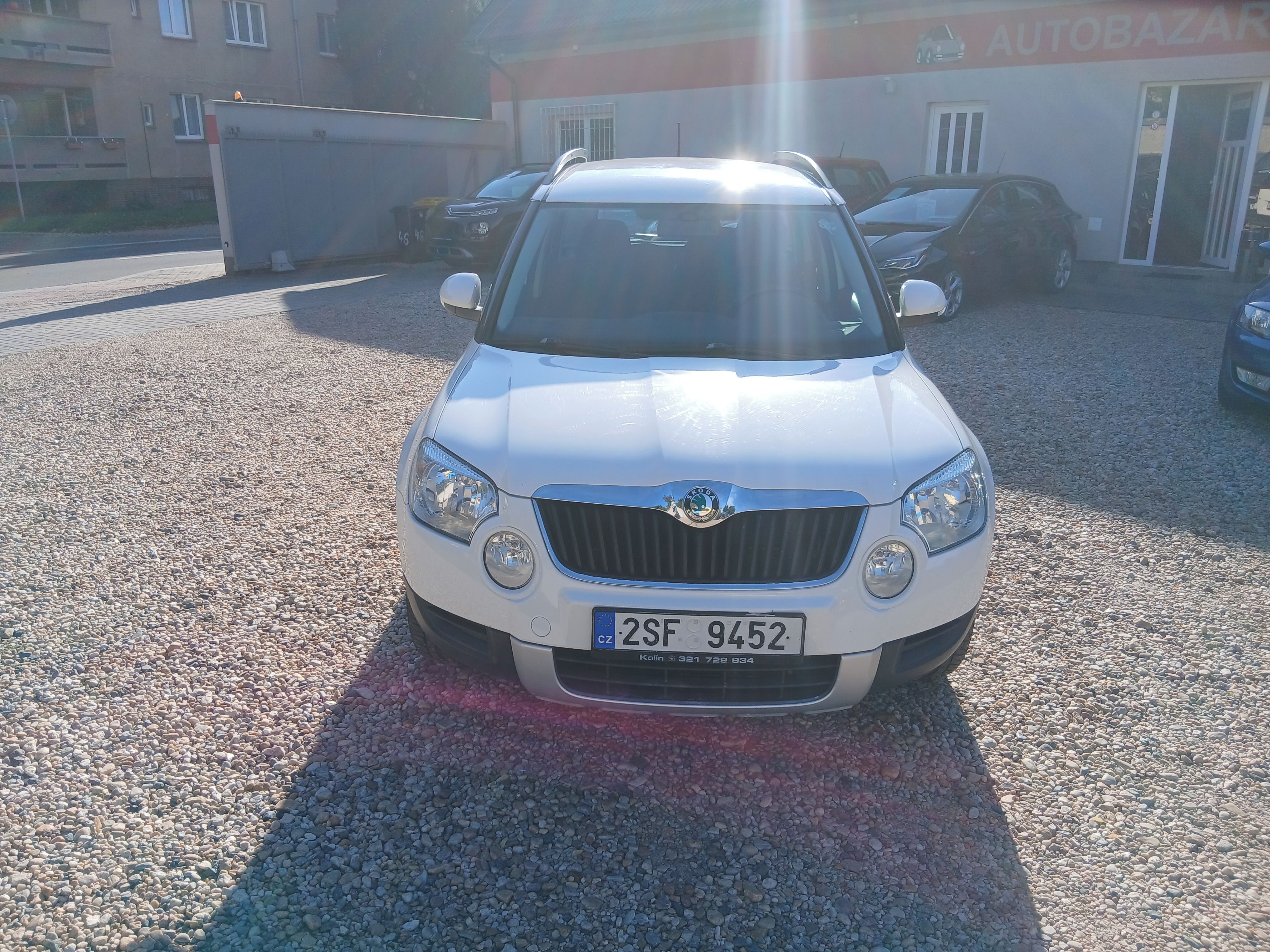 Škoda Yeti, 1.4TSi 90KW ČR, Tažné+Zim.kola - fotka 2