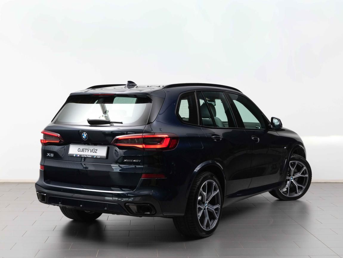 BMW X5, xDrive40i - fotka 5
