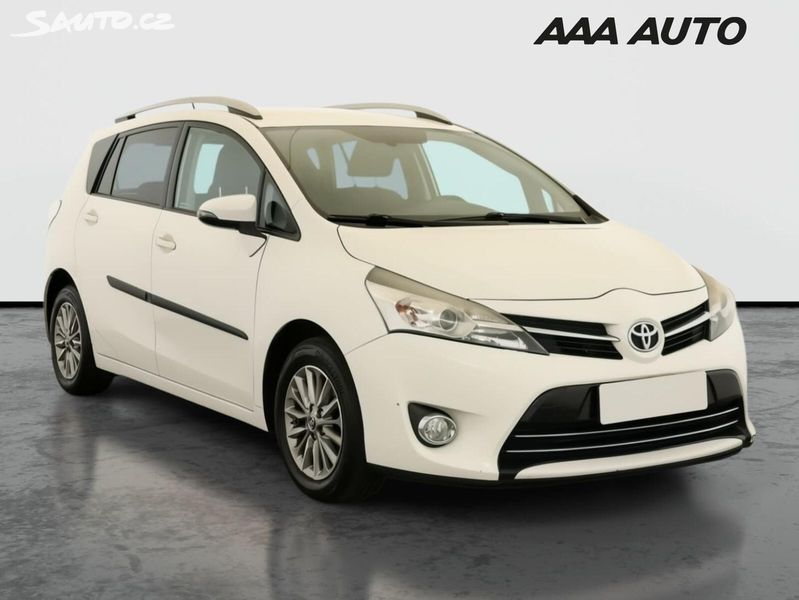 Toyota Verso, 1.8 Valvematic, Serv.kniha