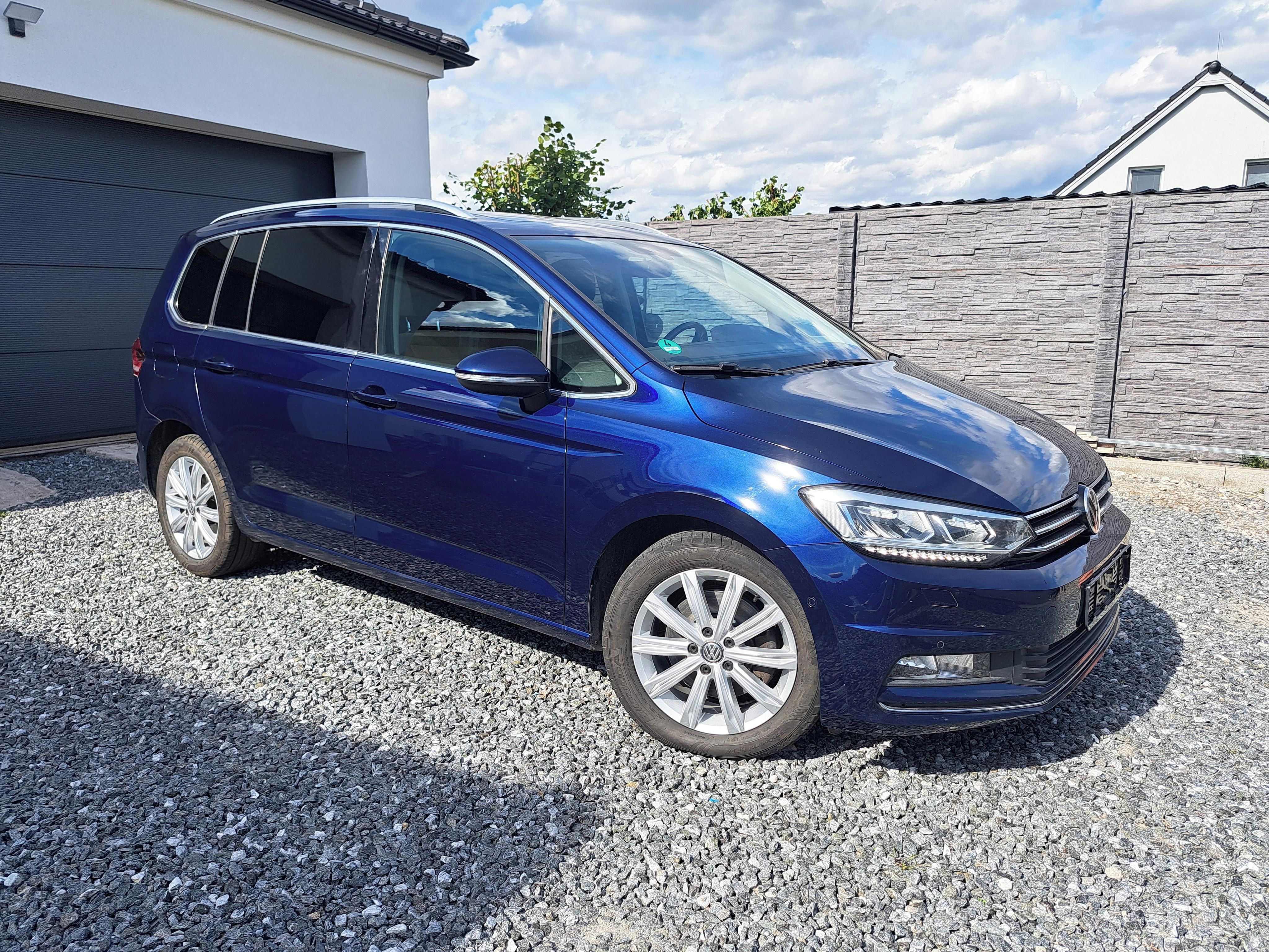 Volkswagen Touran, 110 kW, HIGHLINE, DSG, LED