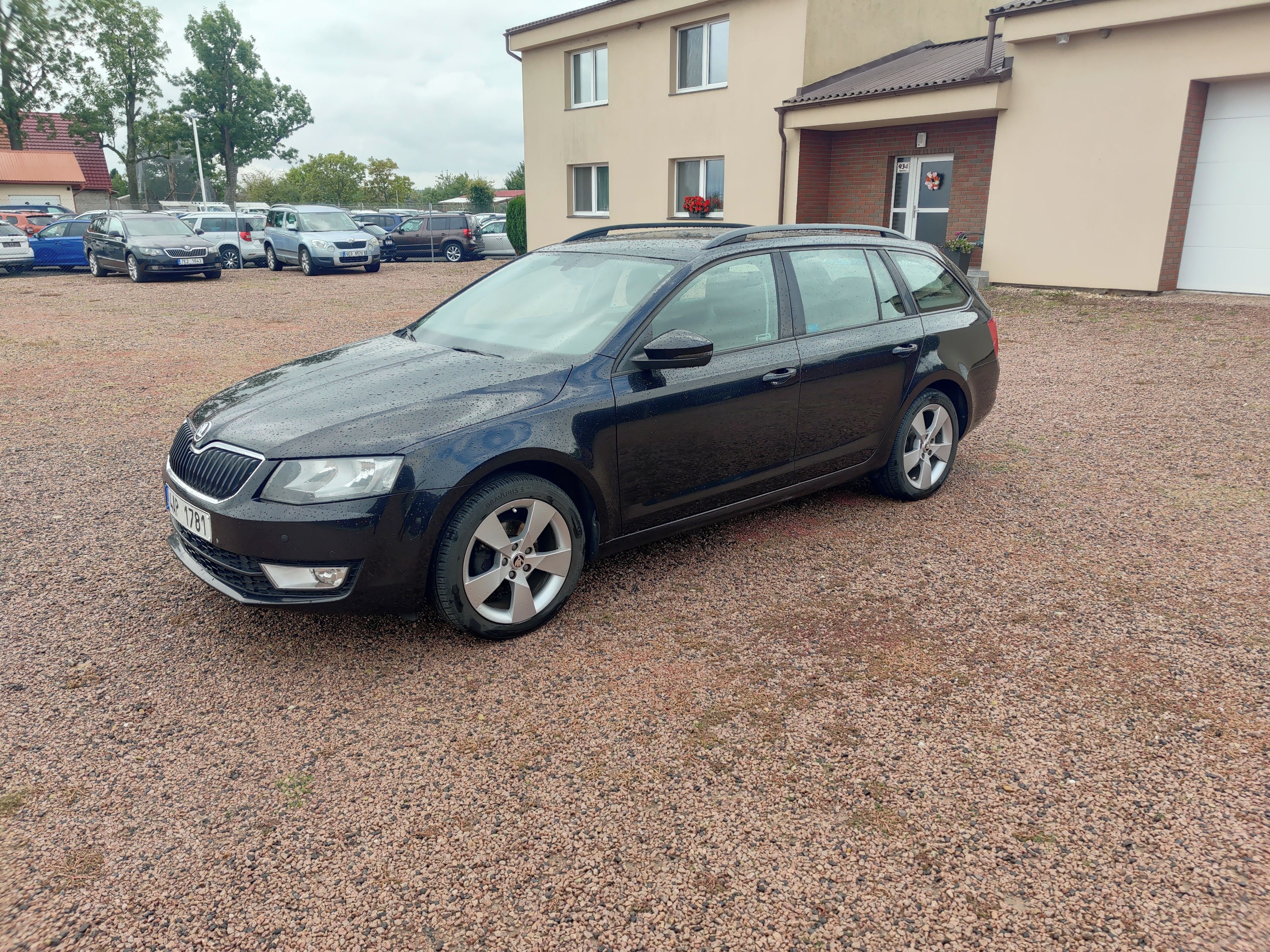 Škoda Octavia, 4x4,ČR ,2 MAJ.,PLNÝ SERVIS