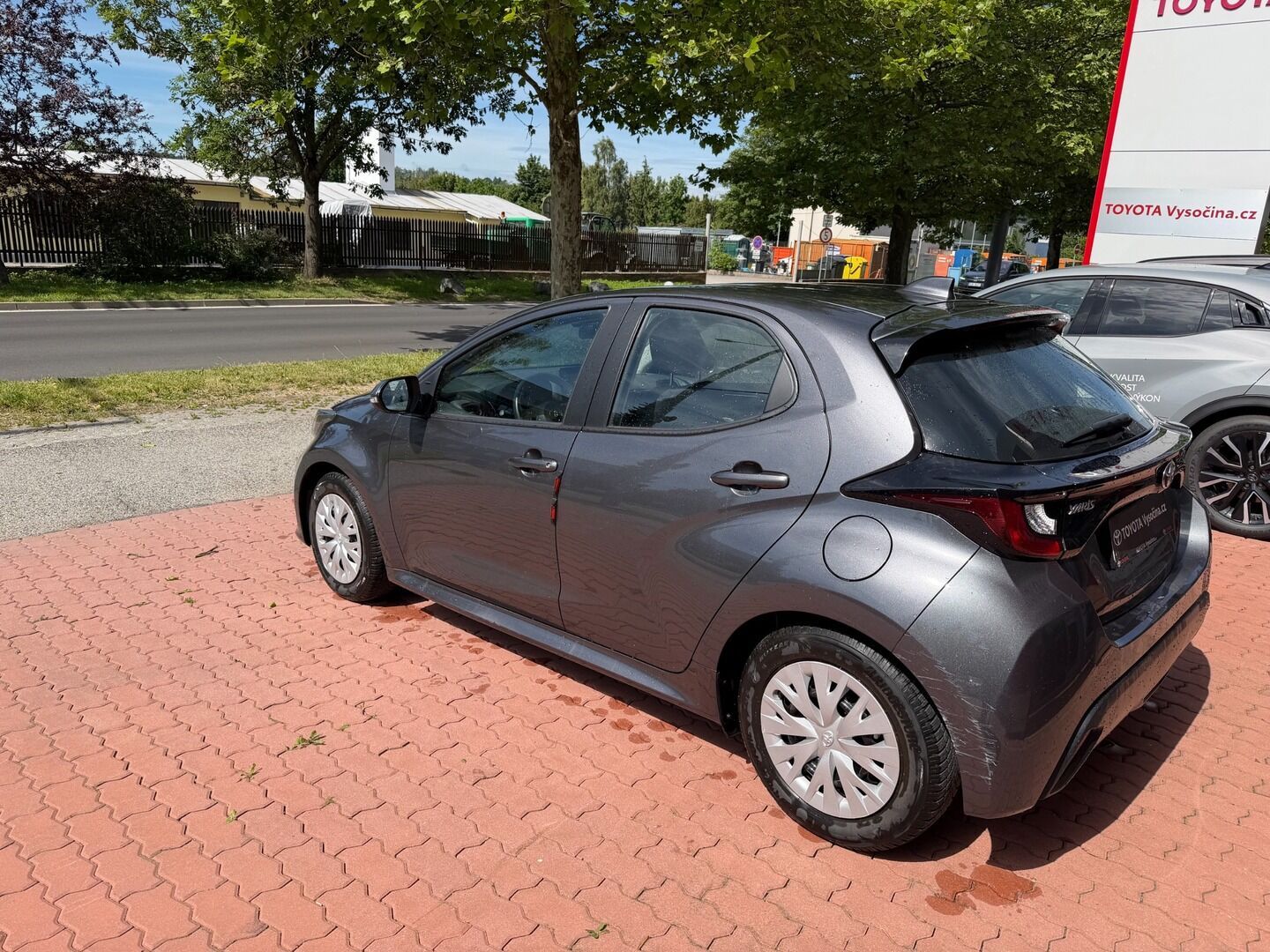 Toyota Yaris, 1.5 hybrid e-CVT Comfort - fotka 6