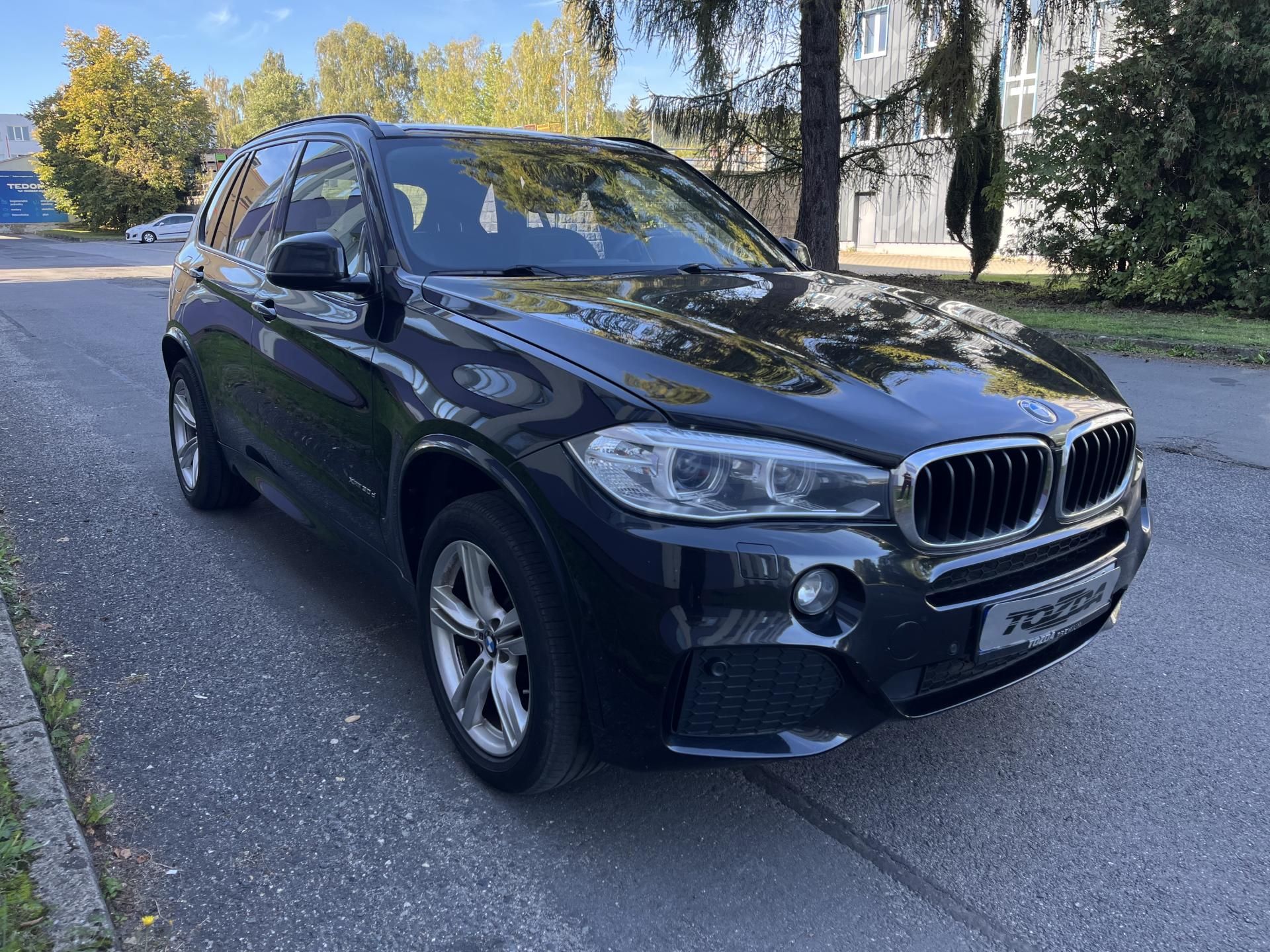 BMW X5, 3,0 D xDrive 30D ///M - fotka 6