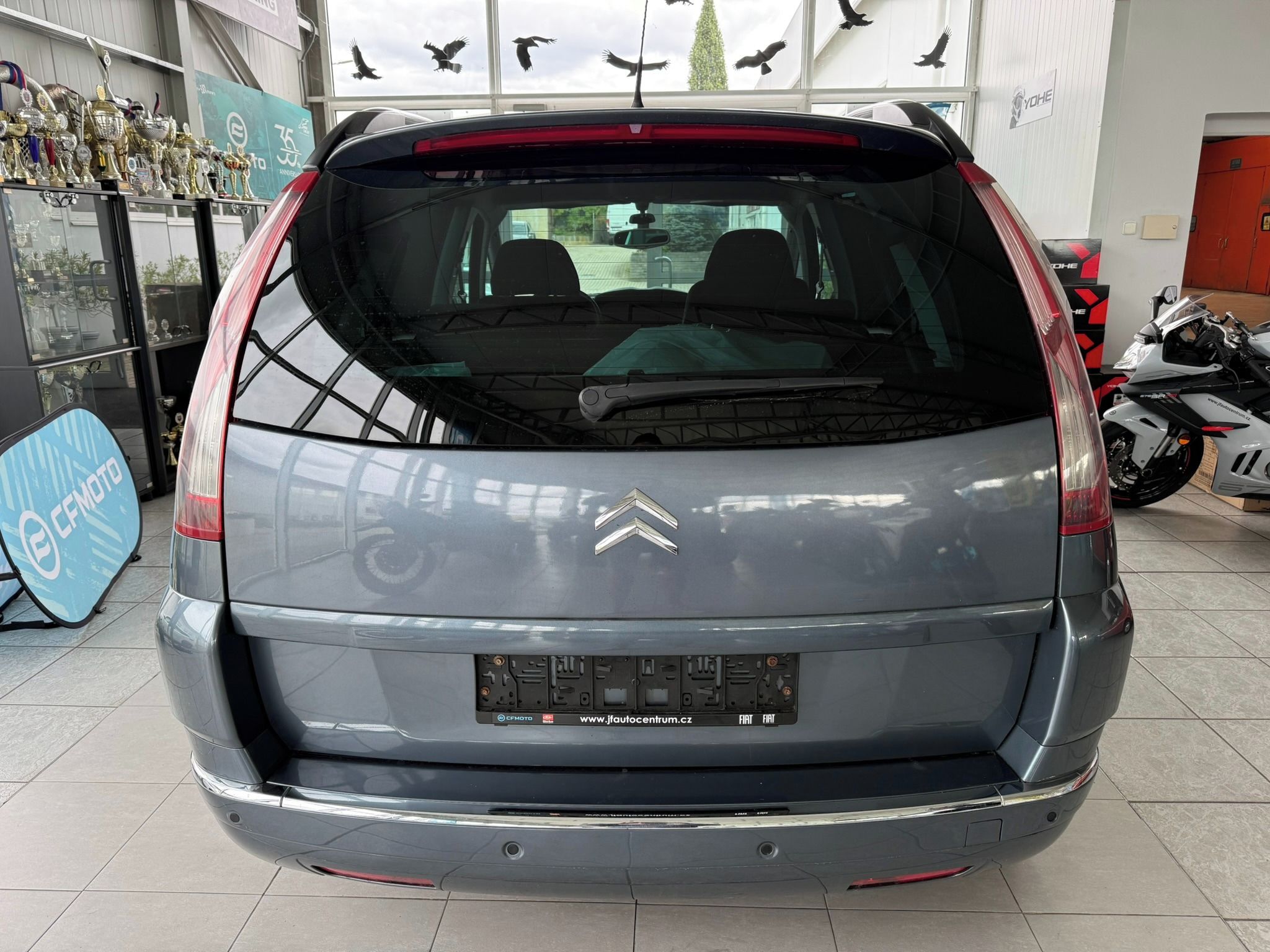 Citroën C4 Picasso, Grand Exclusive 2.0 HDi 100kW - fotka 6