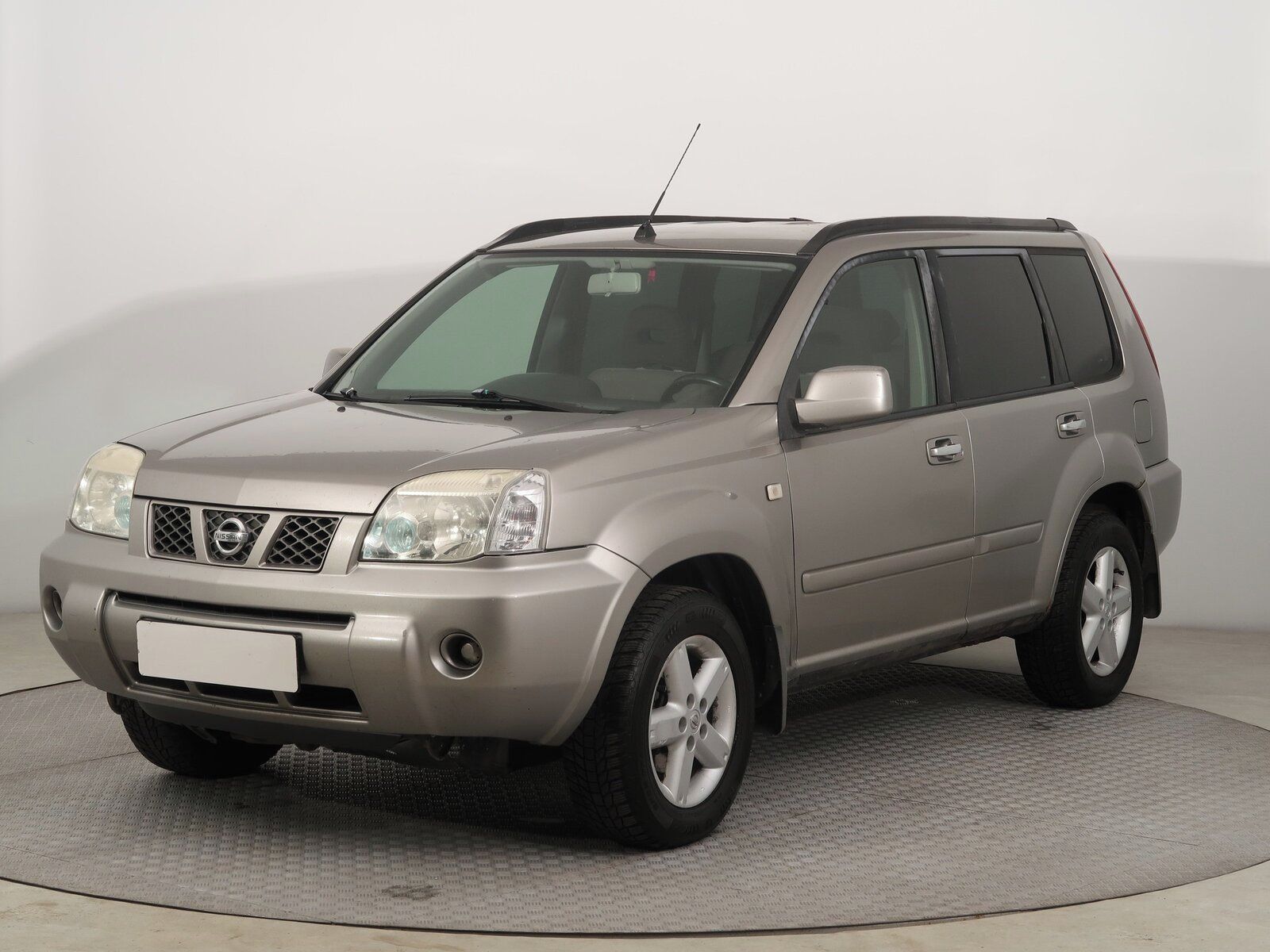 Nissan X-Trail, 2.2 dCi, 4X4, Tažné - fotka 2