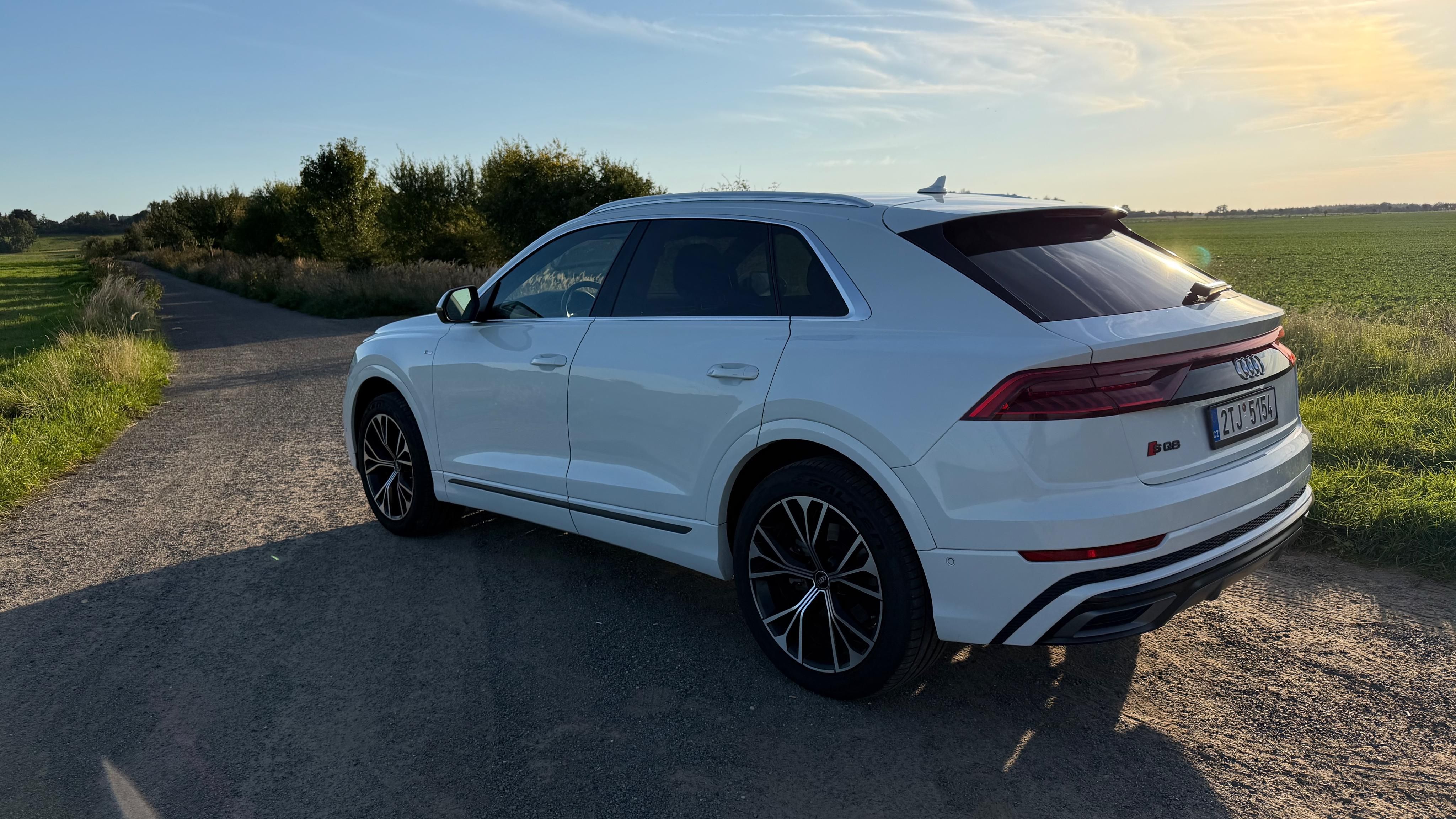 Audi Q8, 55 TFSI quattro • RSQ8 look - fotka 6