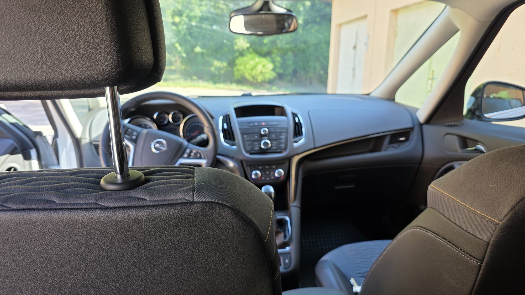 Opel Zafira, Opel Zafira Tourer - Bazary NE - fotka 6