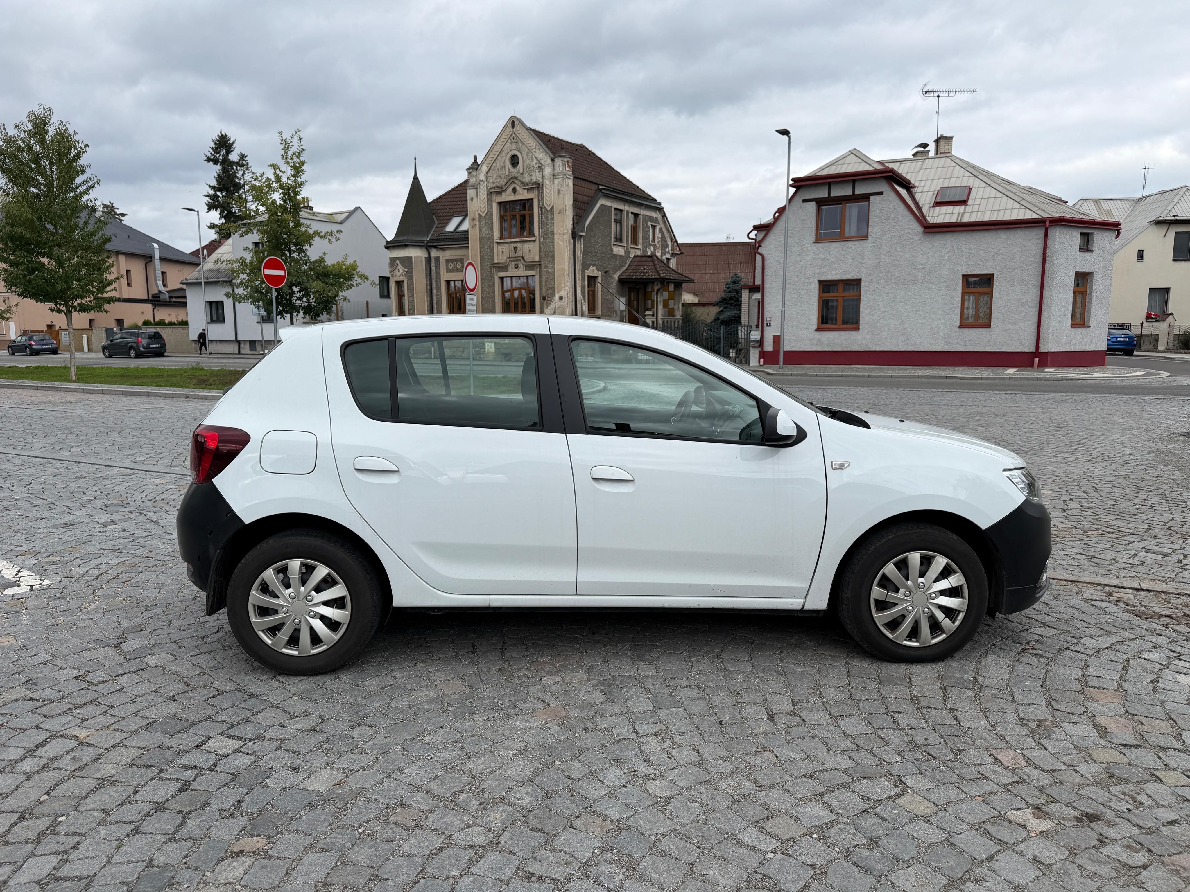 Dacia Sandero, 1.0 SCE, tažné, nová STK - fotka 5