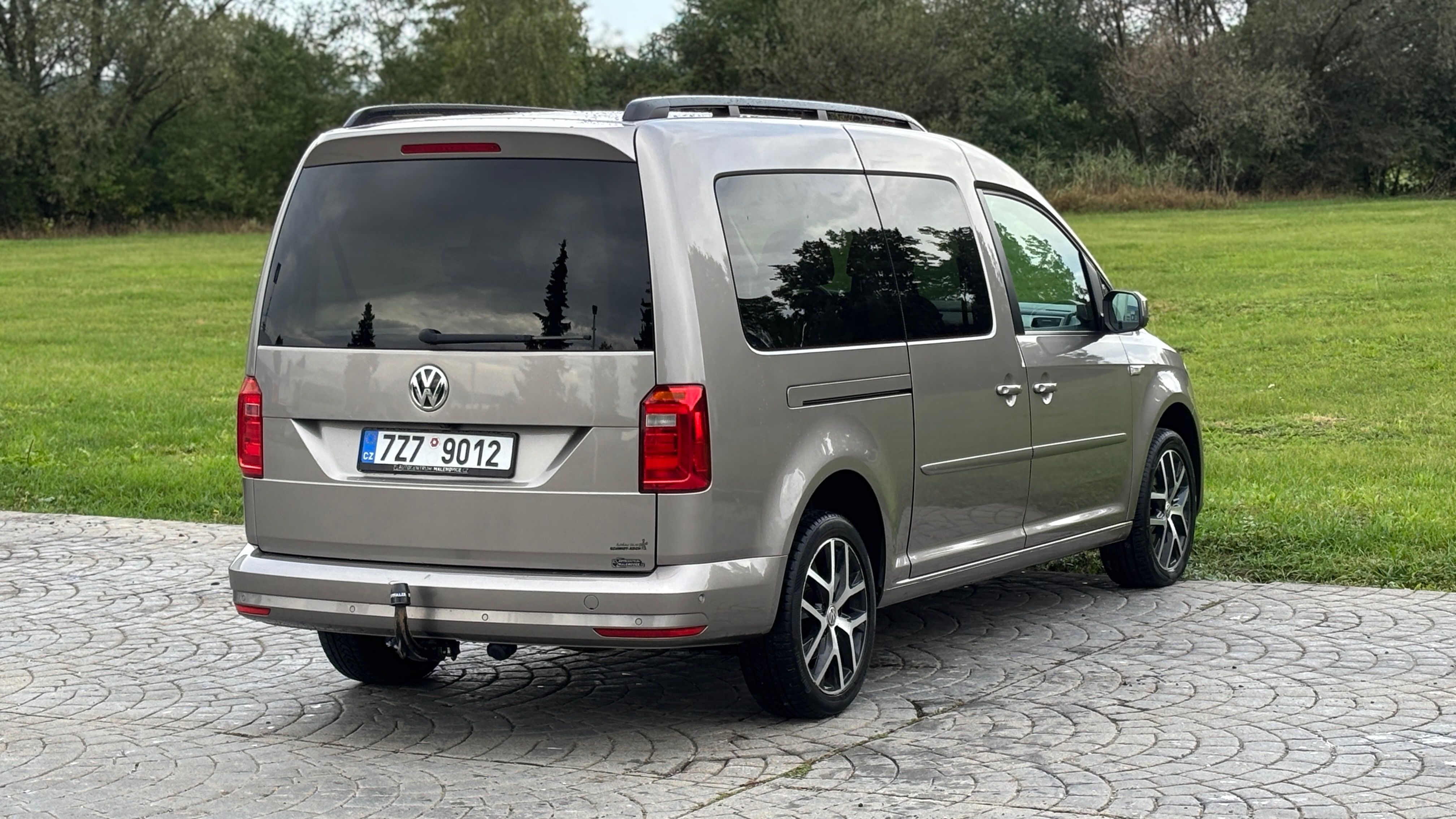Volkswagen Caddy, MAXI 2.0 TDI 110kW DSG 7míst - fotka 4