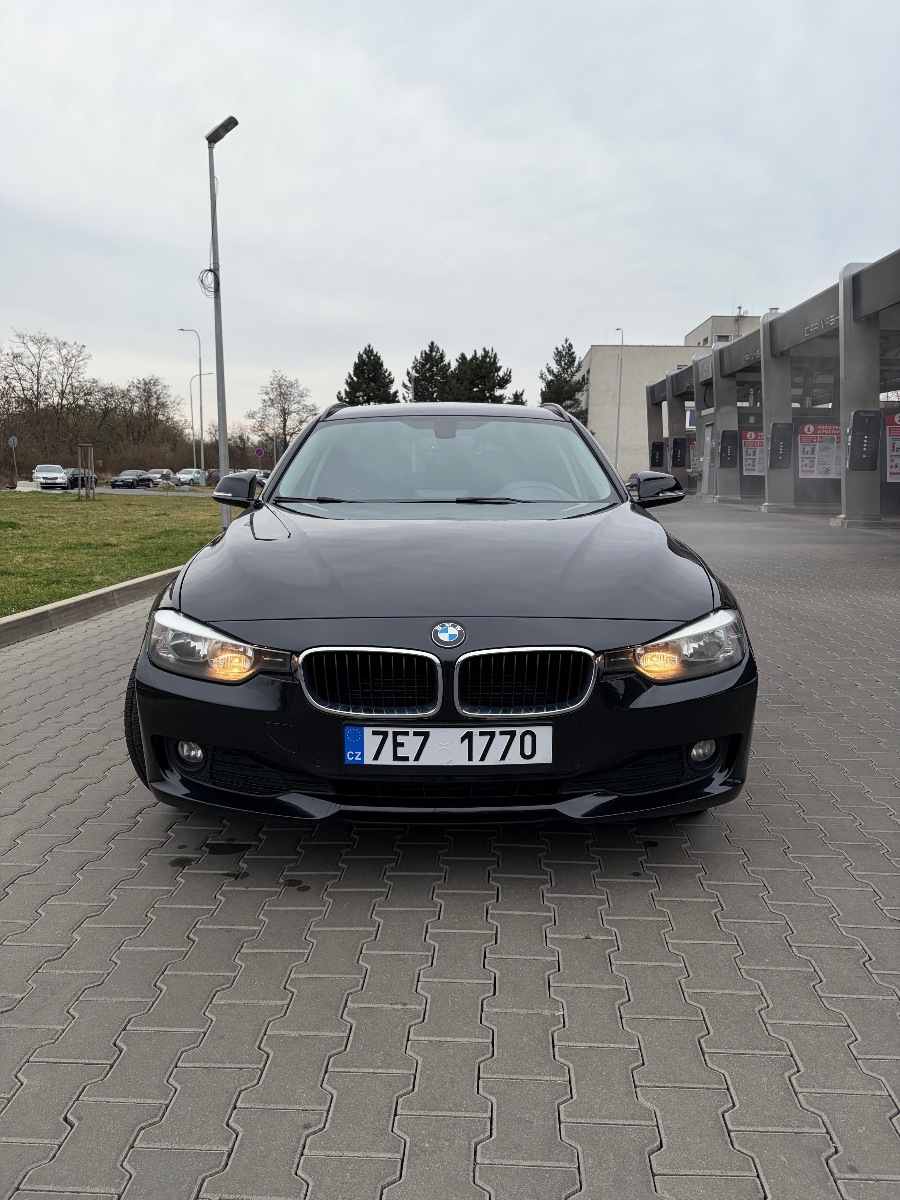 BMW Řada 3 - fotka 2