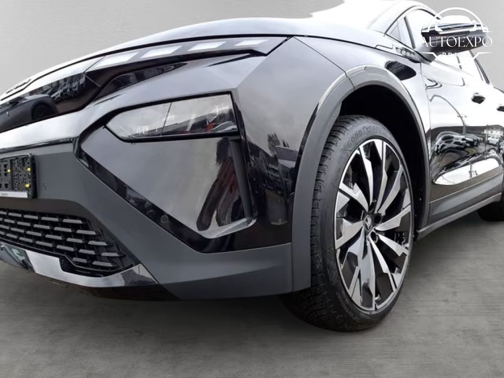 Škoda Elroq, 85x Sportline AHK Matrix Kamer - fotka 6