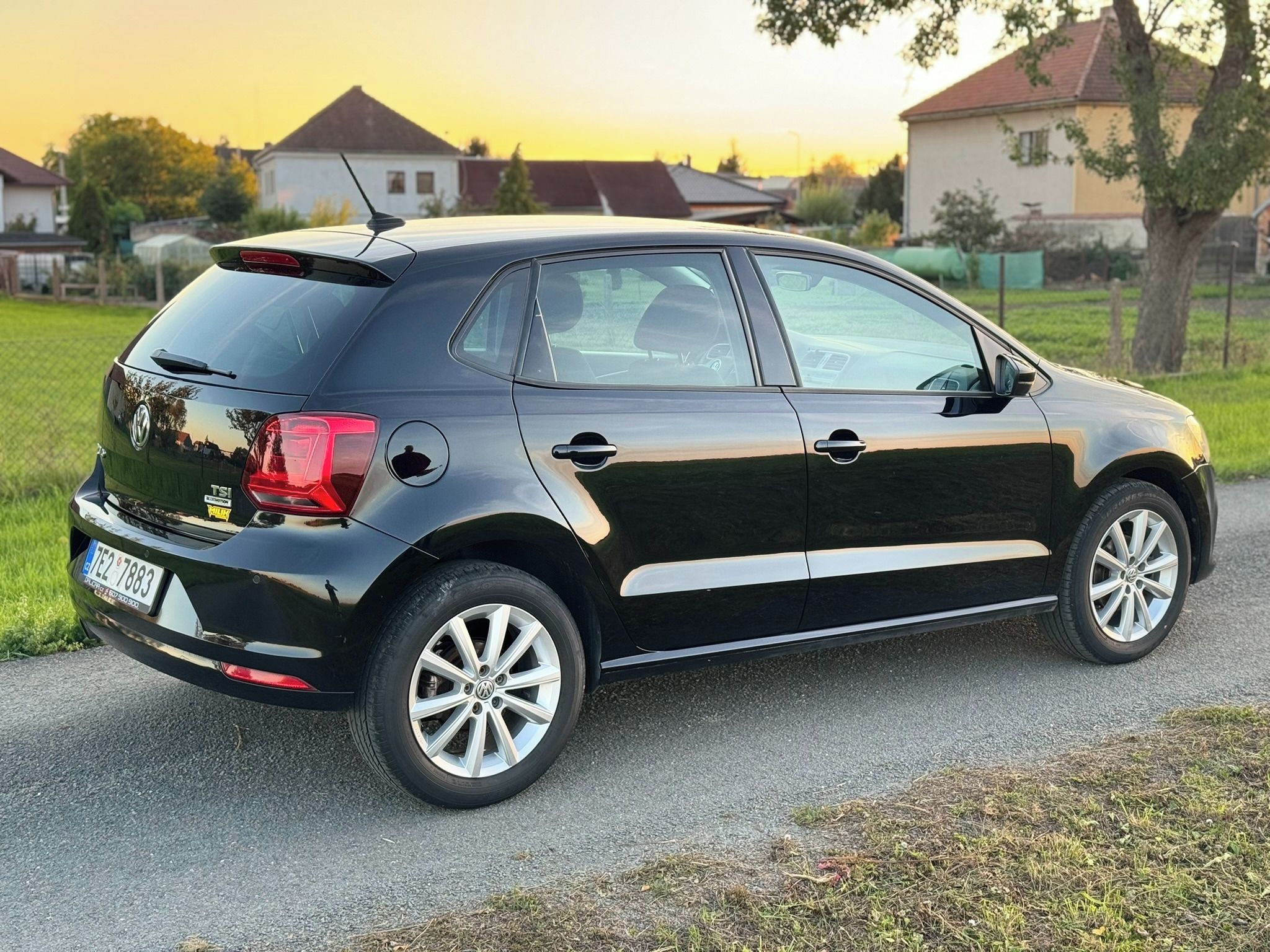 Volkswagen Polo, VW Polo, 1.2 TSI 66 kW - fotka 5