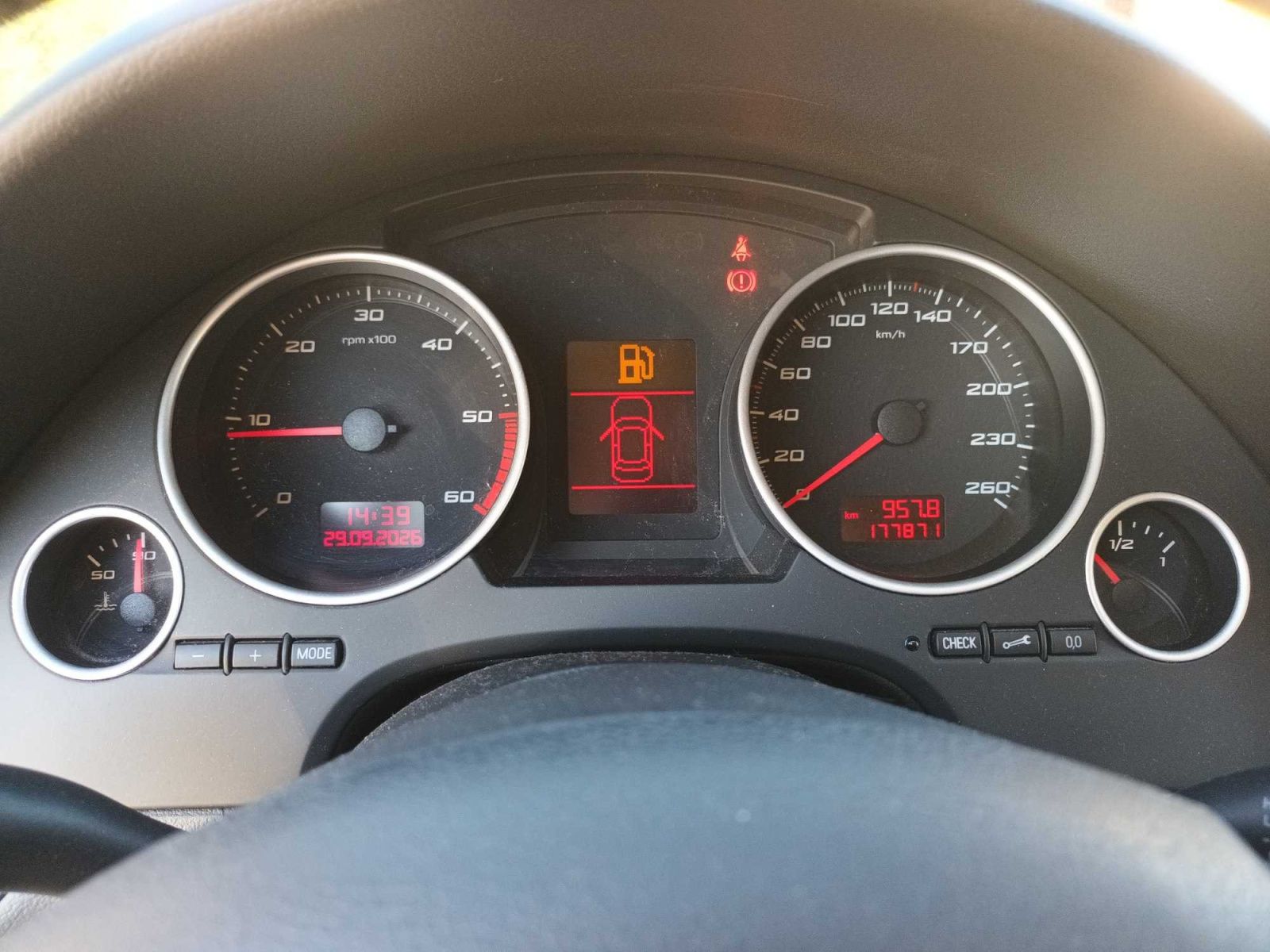 Seat Exeo, 2.0 TDI, Serv.kniha, Xenony - fotka 3