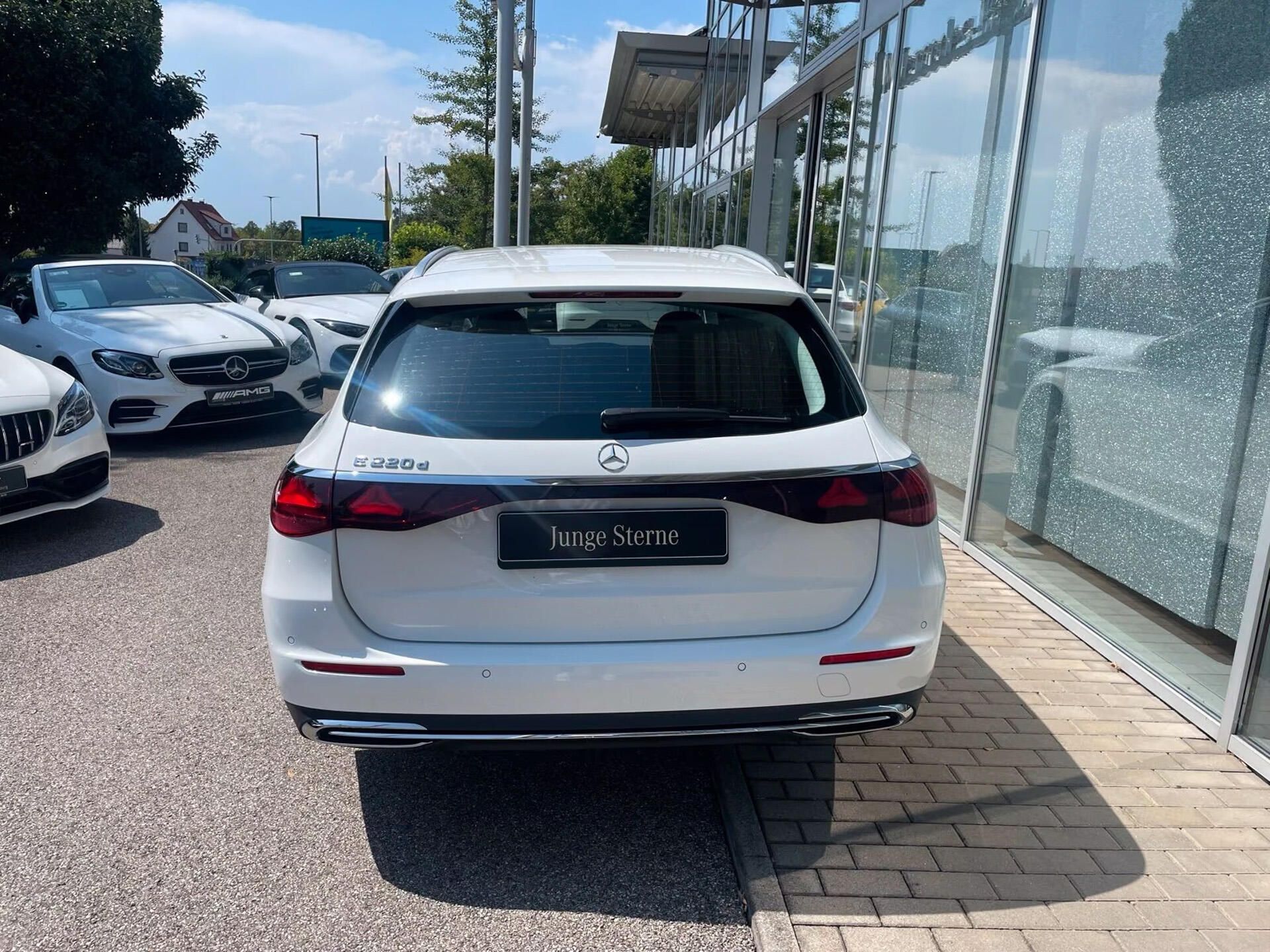 Mercedes-Benz Třídy E, 220d Avantgarde Taž Distronic - fotka 5