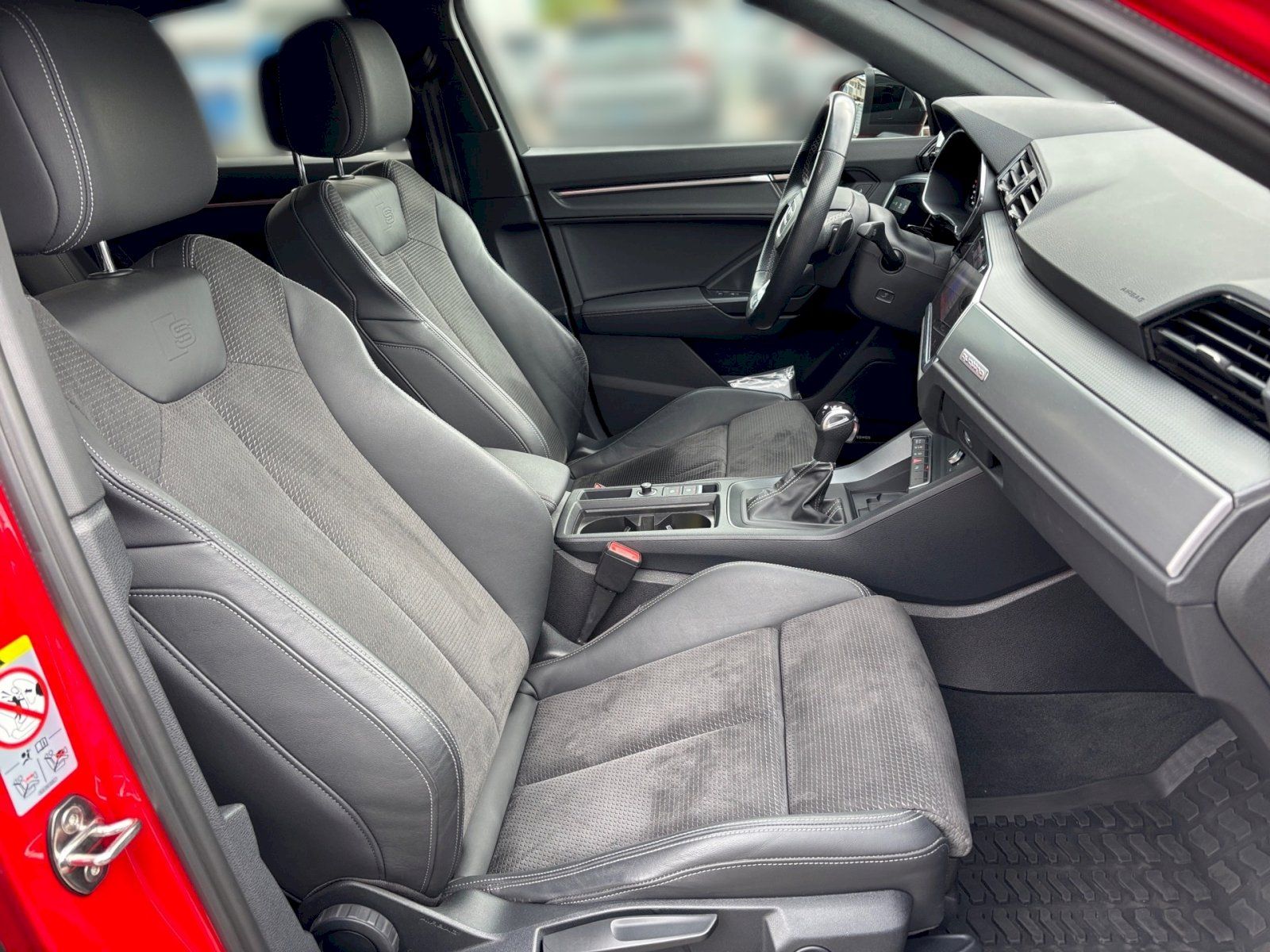 Audi Q3, Sportback S LINE 45 TFSI 180 K - fotka 6