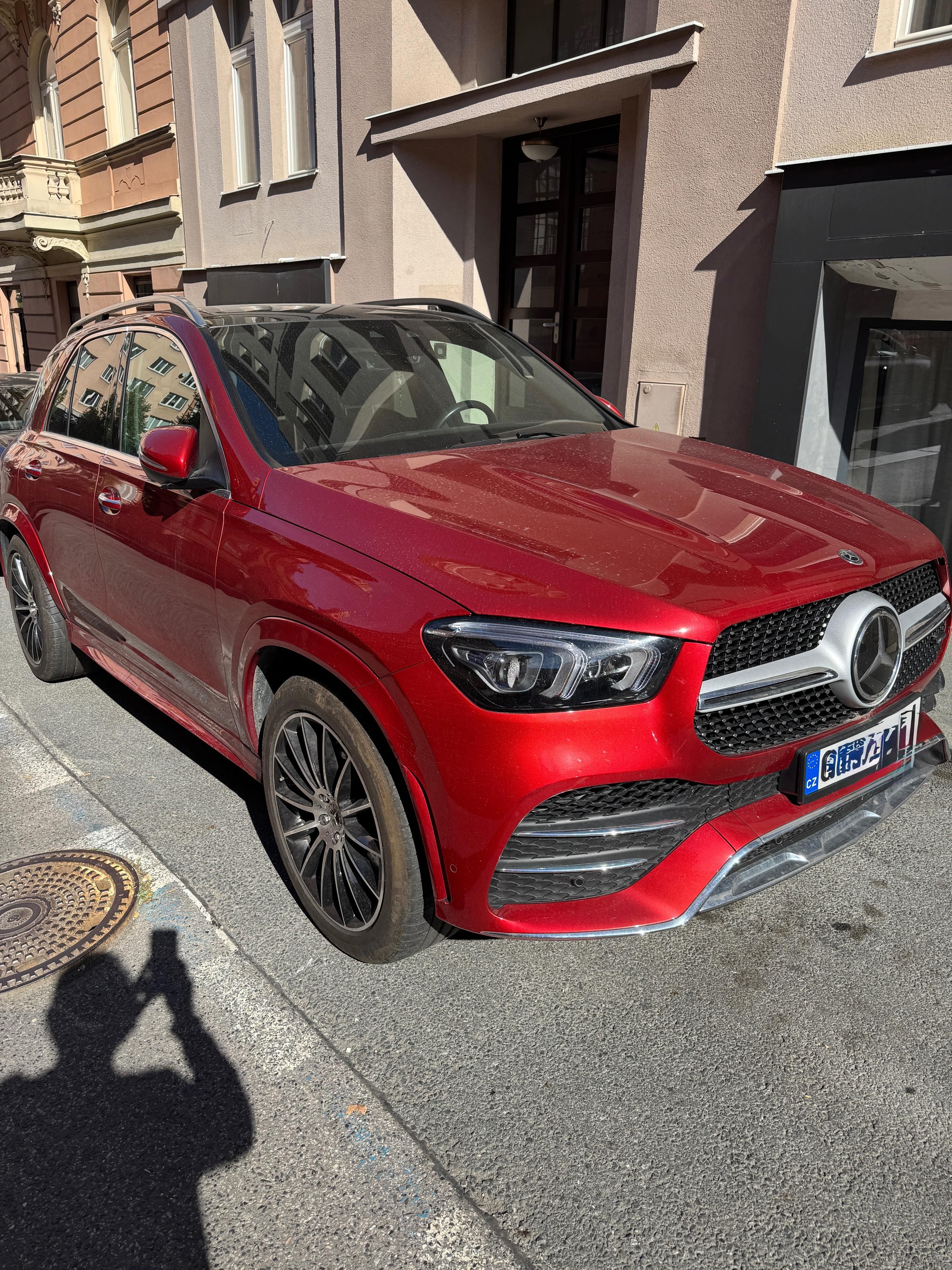 Mercedes-Benz GLE, 400d 4matic - fotka 2