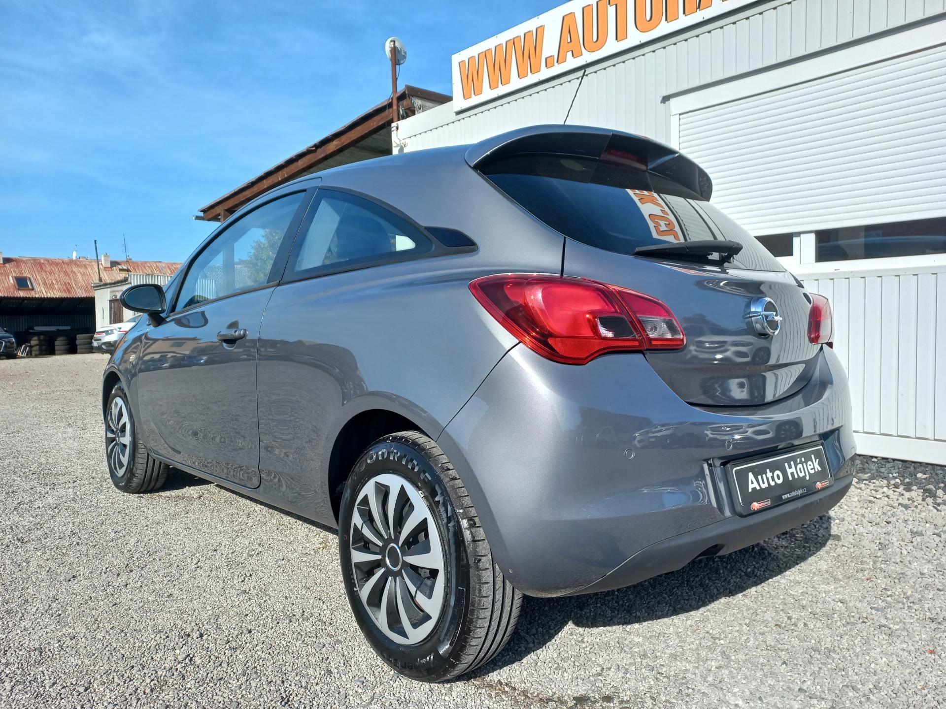 Opel Corsa, 1.4i 66kW 3-dv - fotka 6